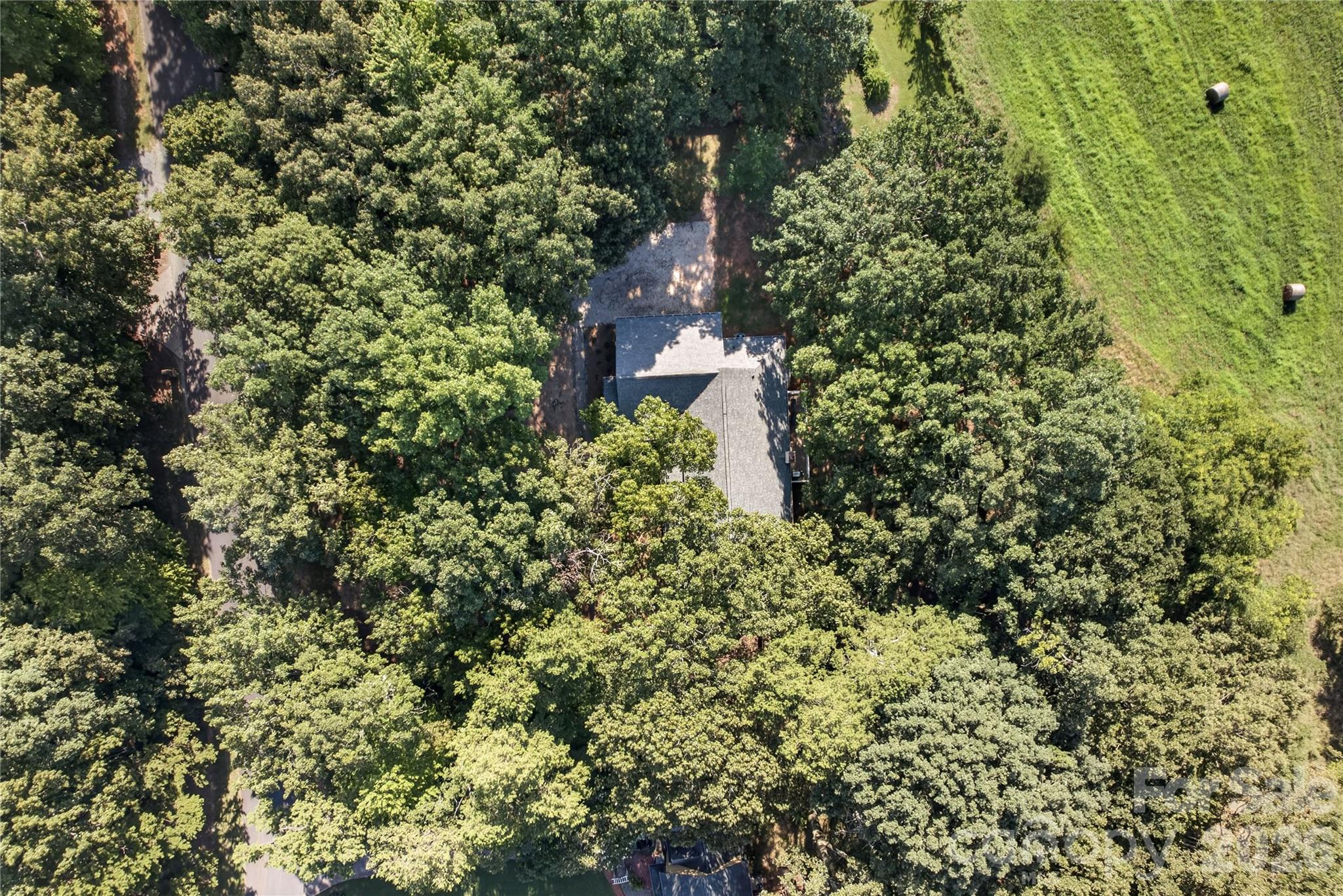 2721 Tara Drive — Monroe