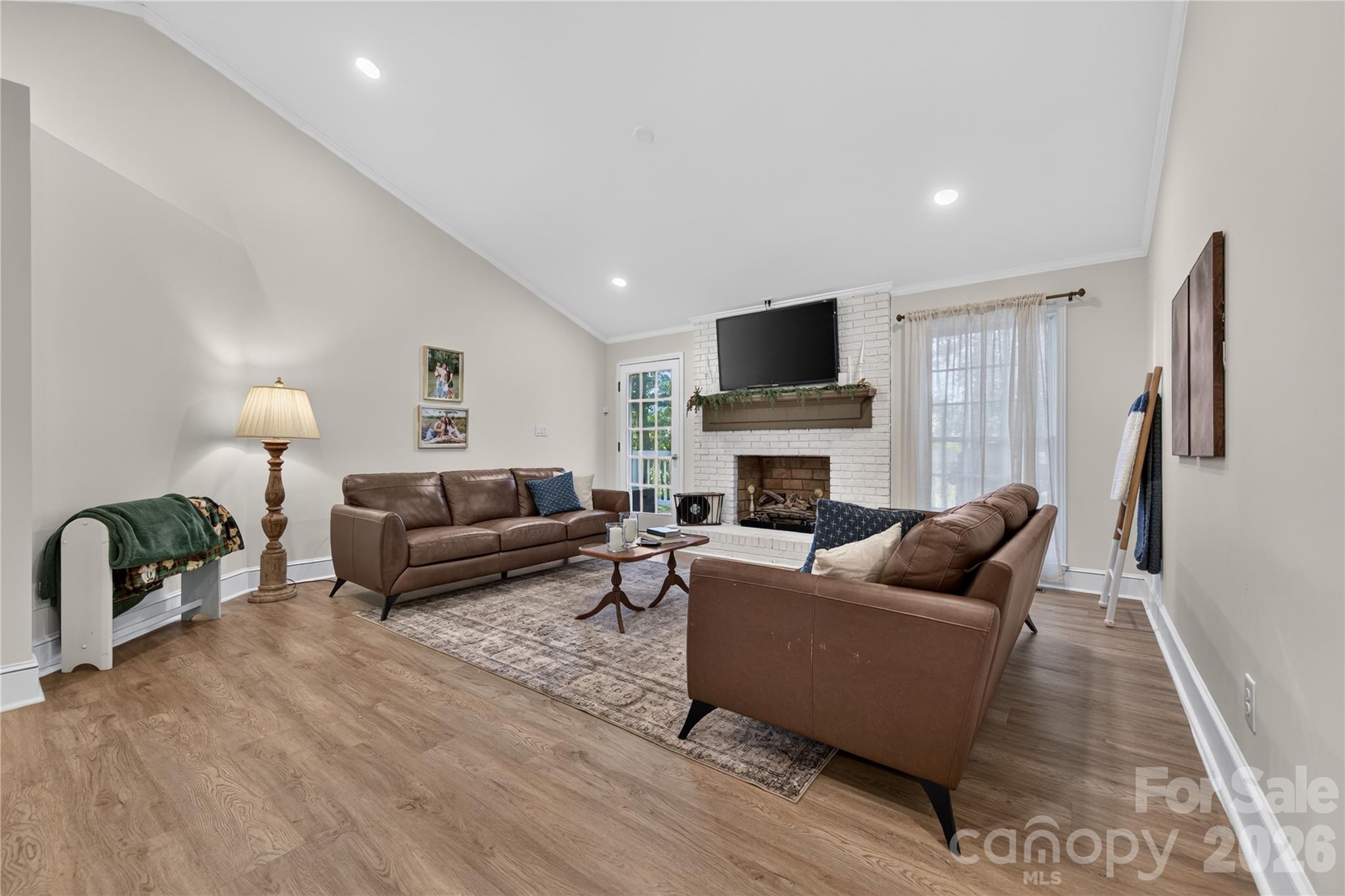 2721 Tara Drive — Monroe