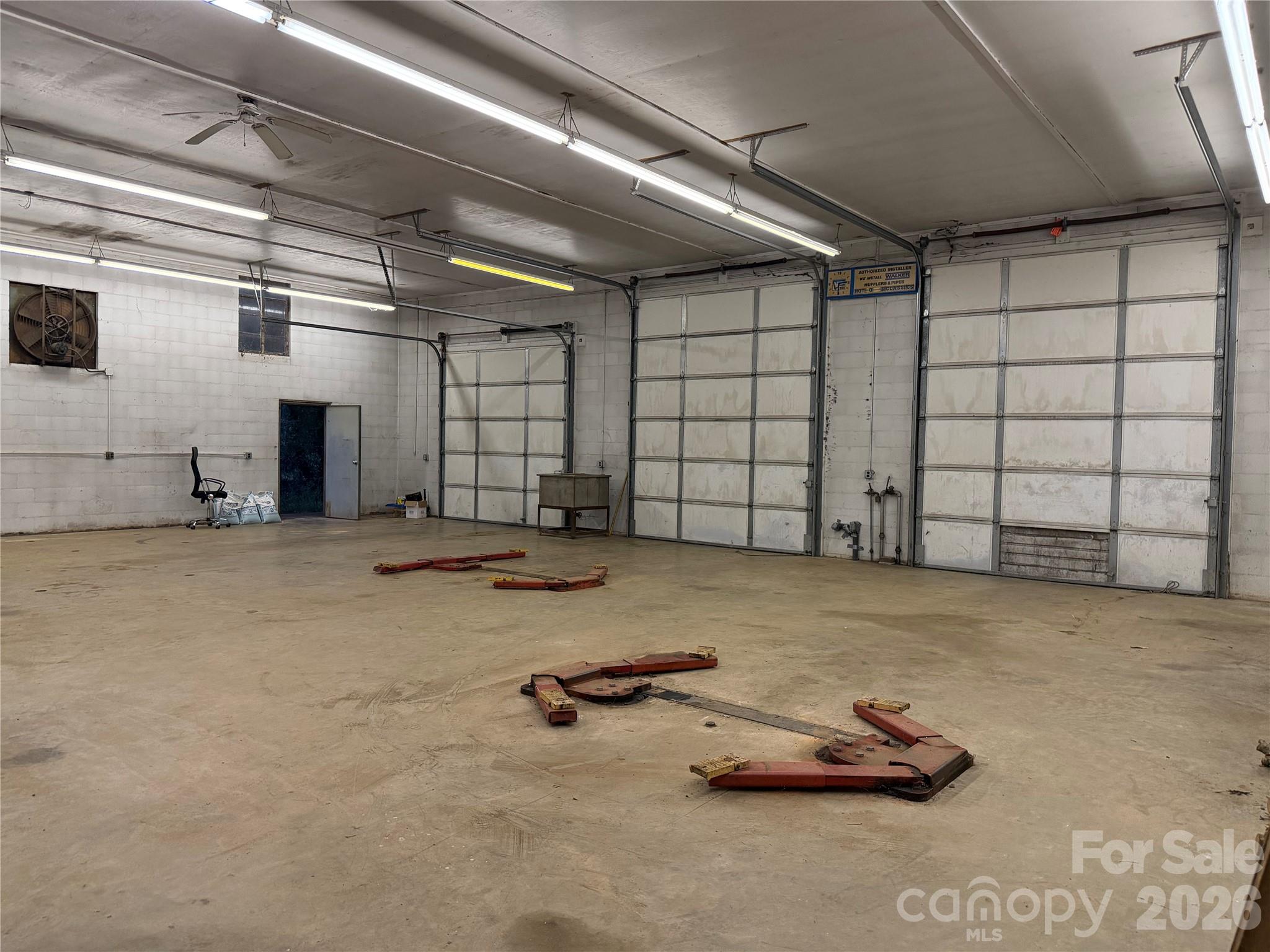 5158 Bob Farr Drive — Morganton