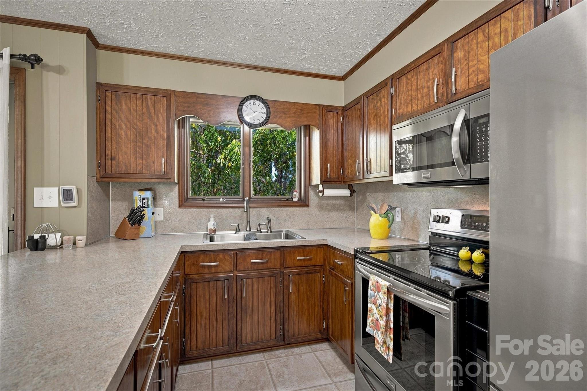 5158 Bob Farr Drive — Morganton
