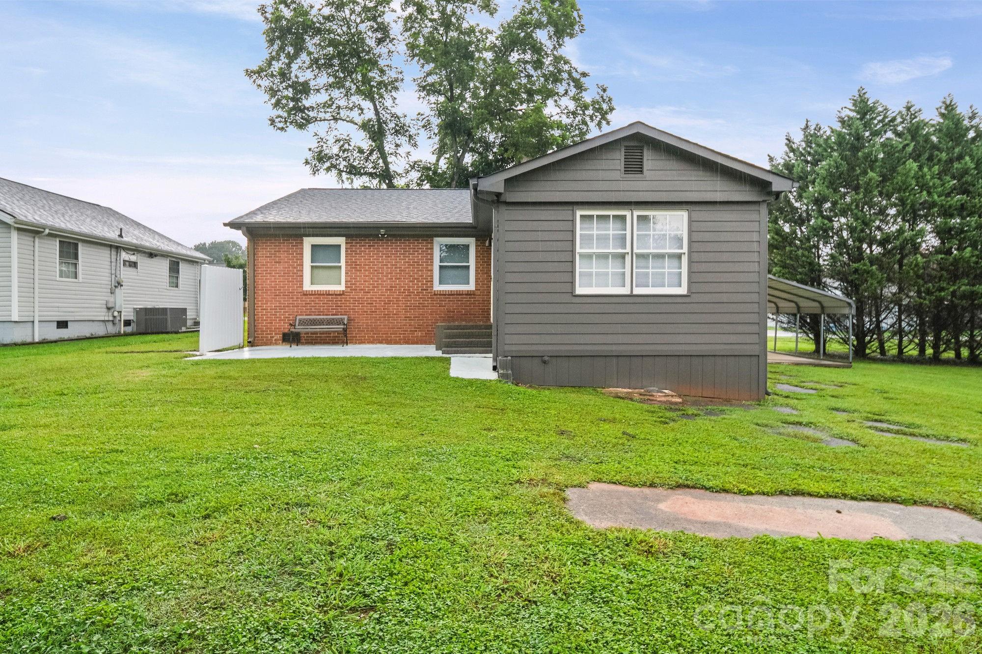 304 Ford Street — Cramerton