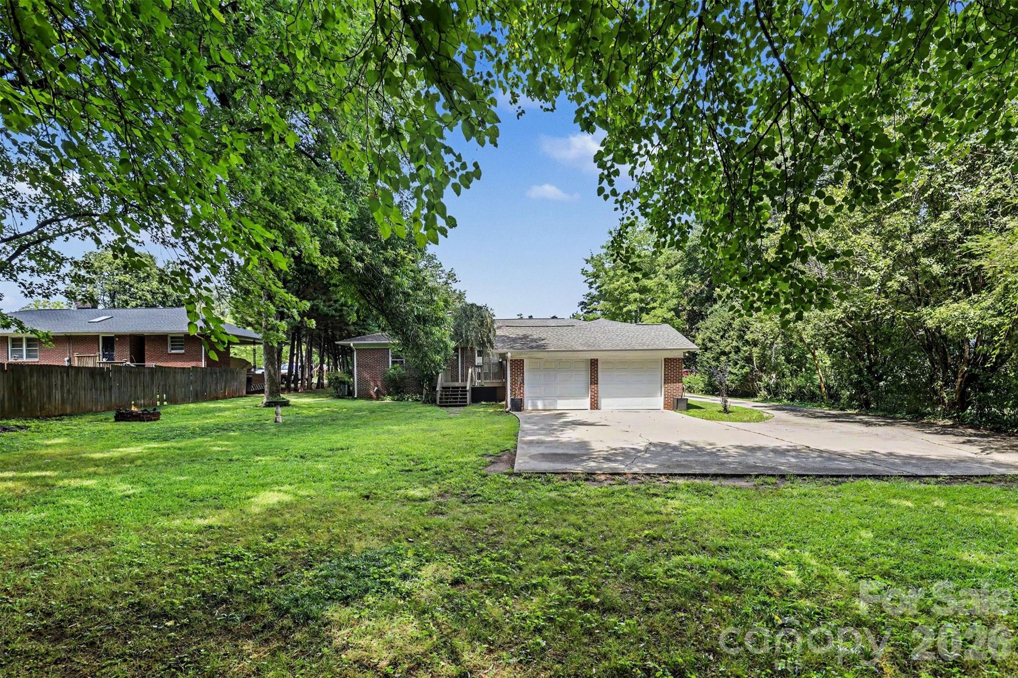 1819 Lumpkin Circle — Rock Hill
