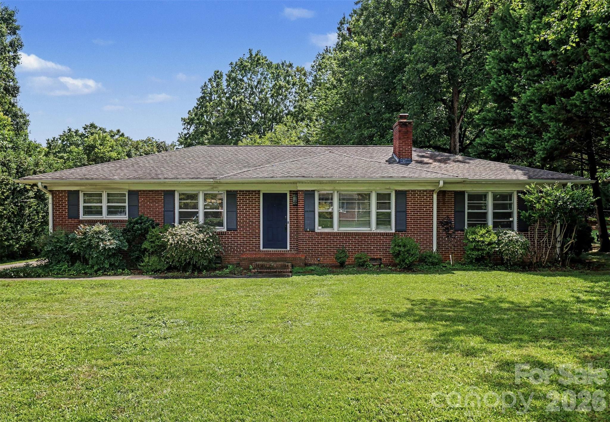 1819 Lumpkin Circle — Rock Hill