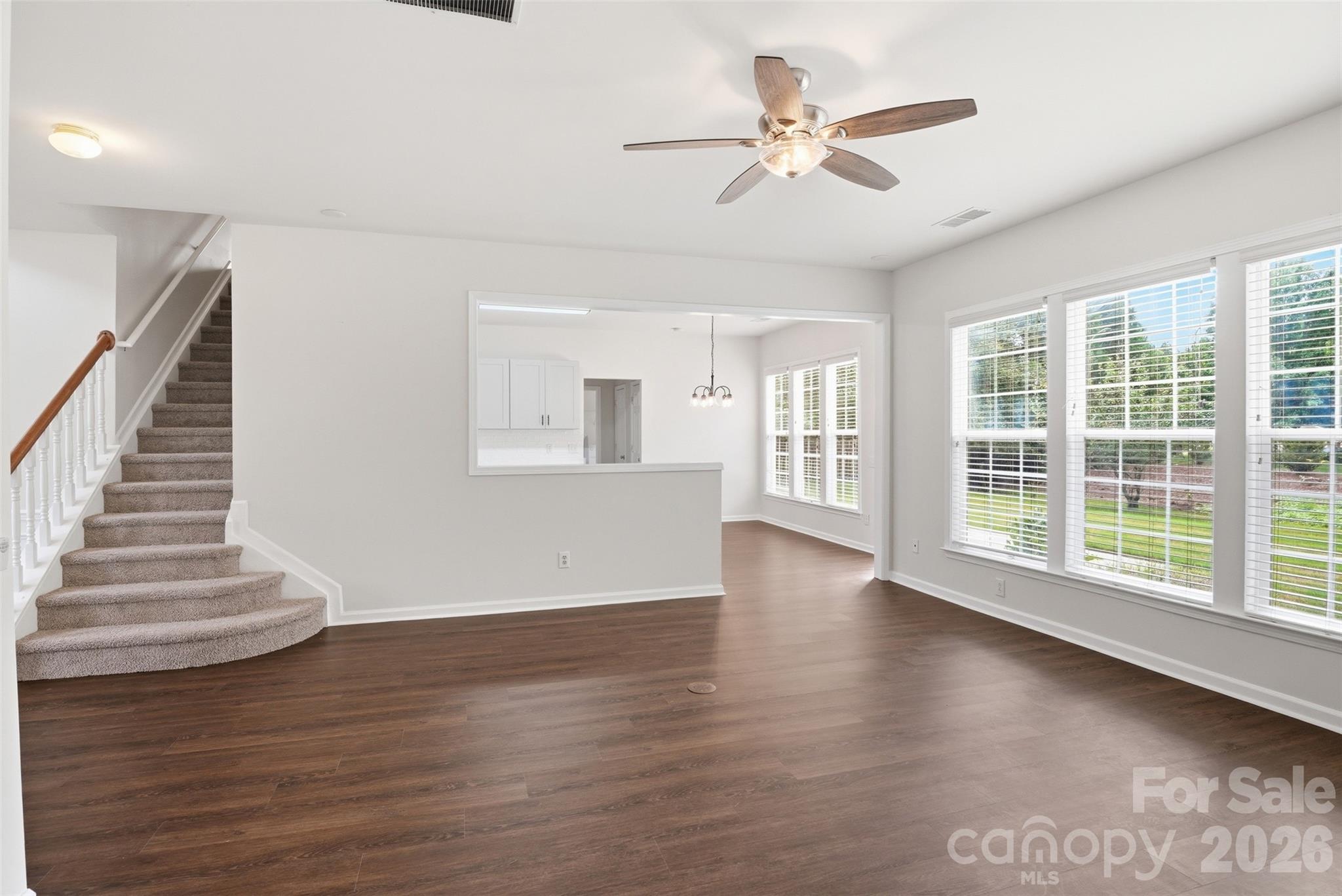 7633 Rathburn Lane — Charlotte