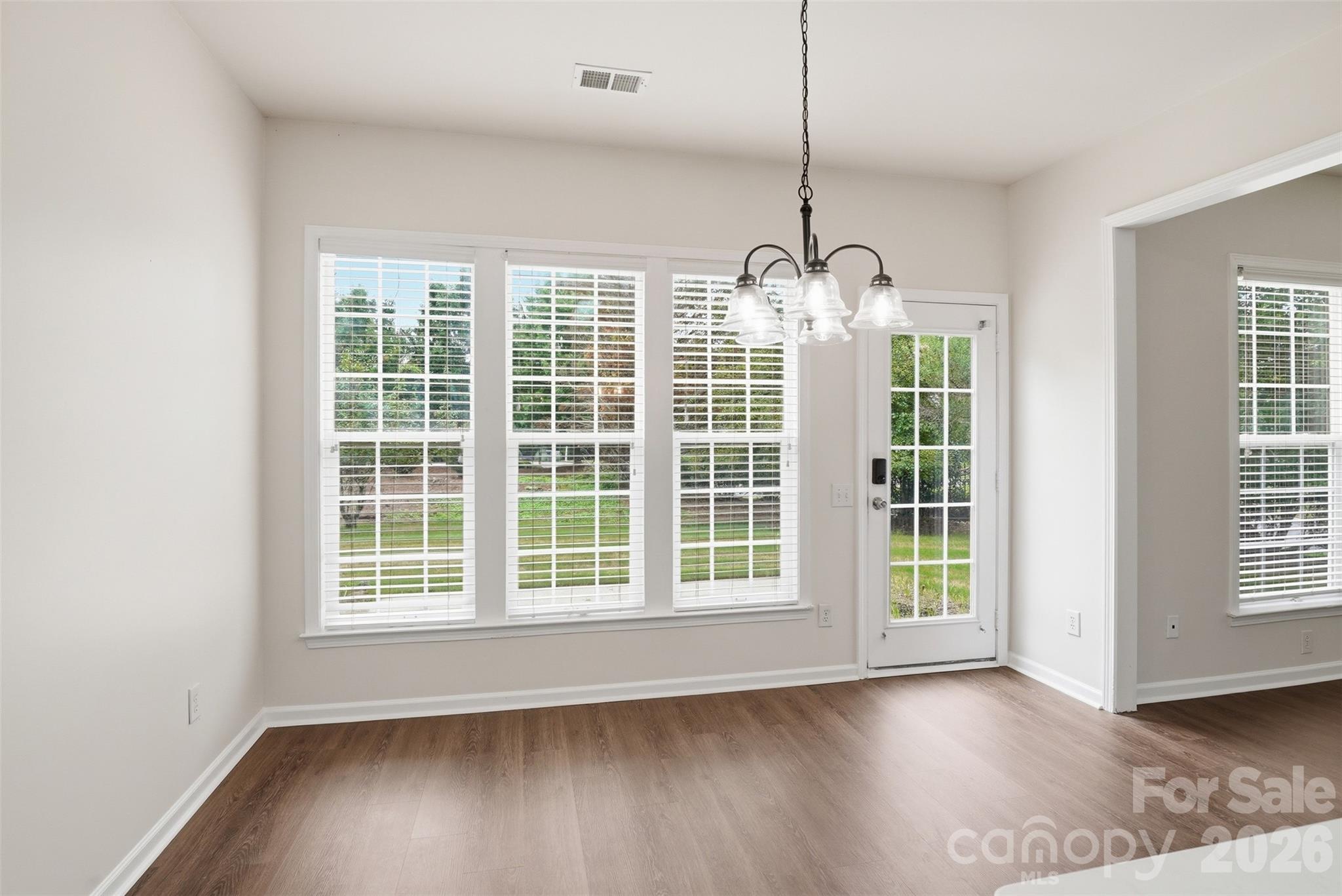 7633 Rathburn Lane — Charlotte