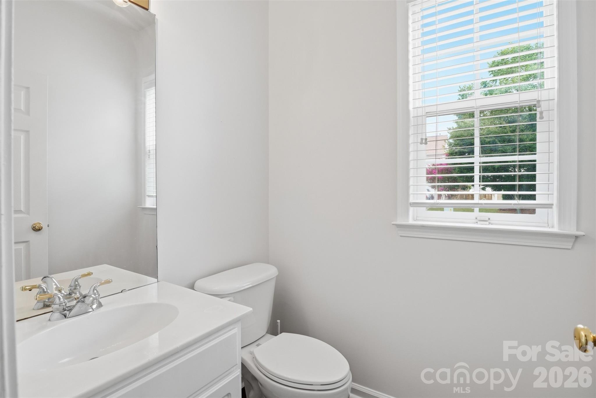 7633 Rathburn Lane — Charlotte
