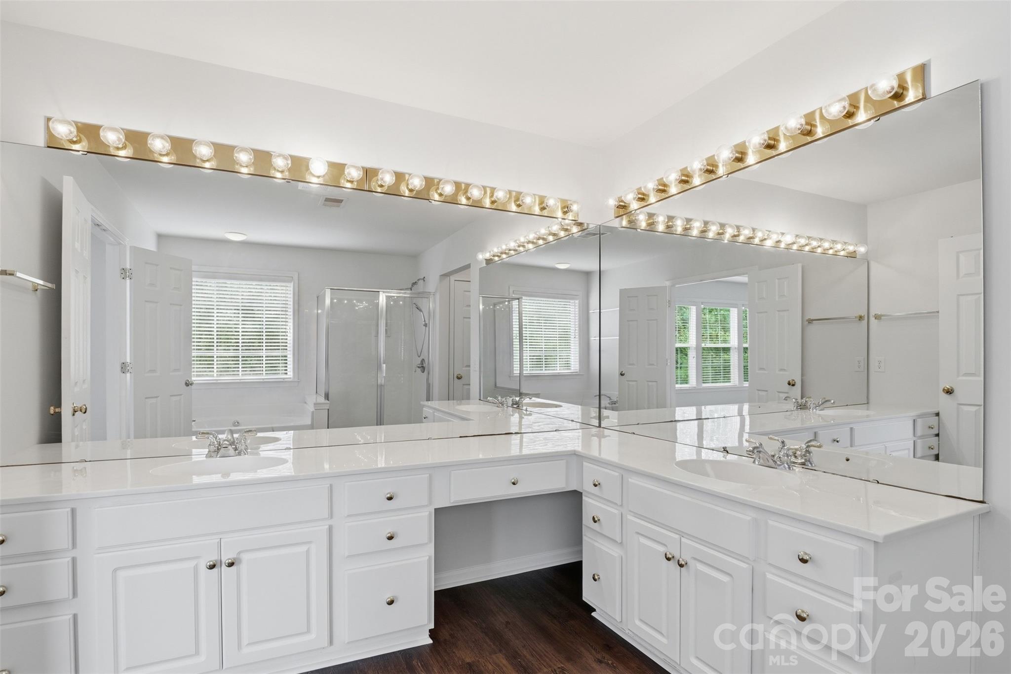 7633 Rathburn Lane — Charlotte