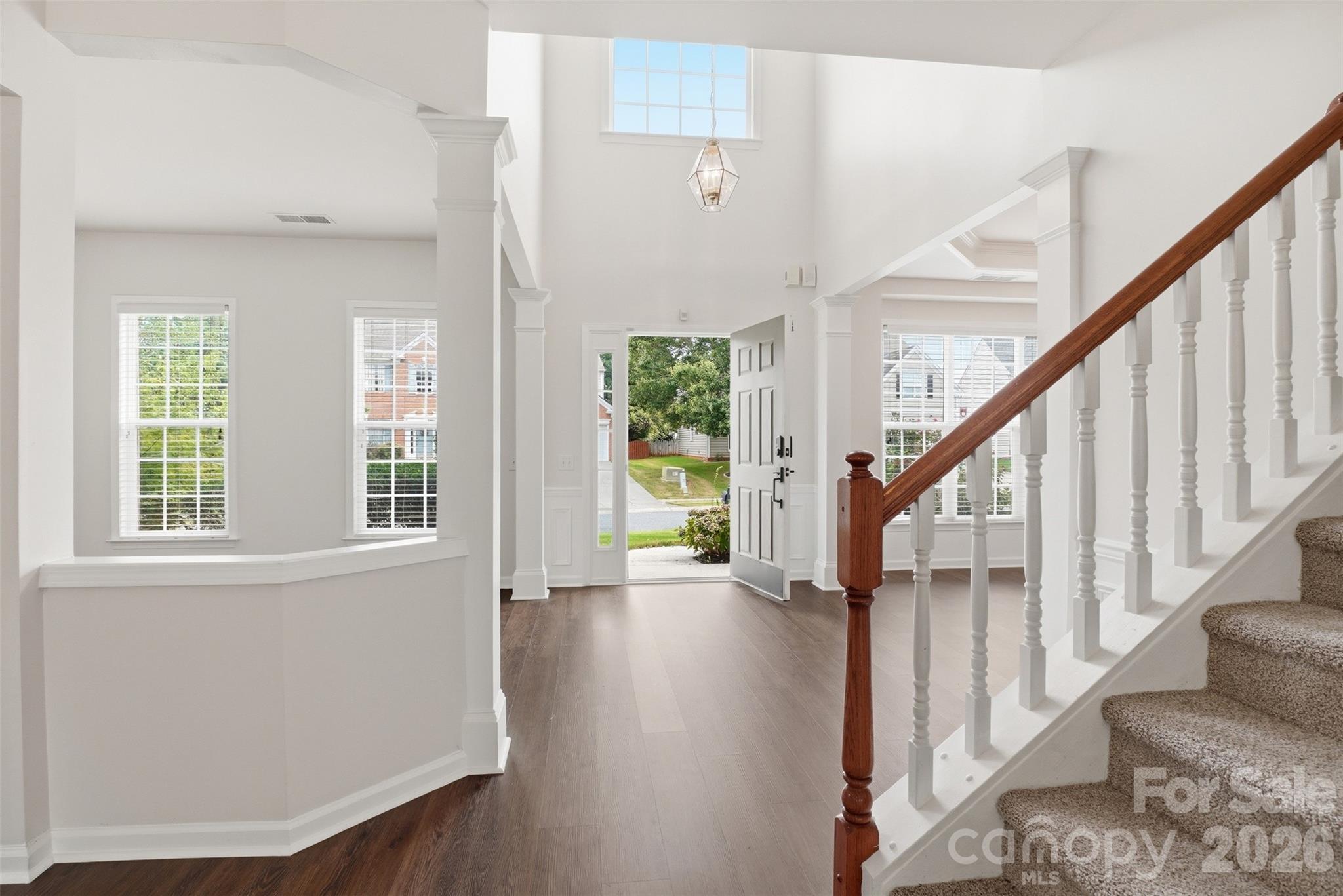 7633 Rathburn Lane — Charlotte