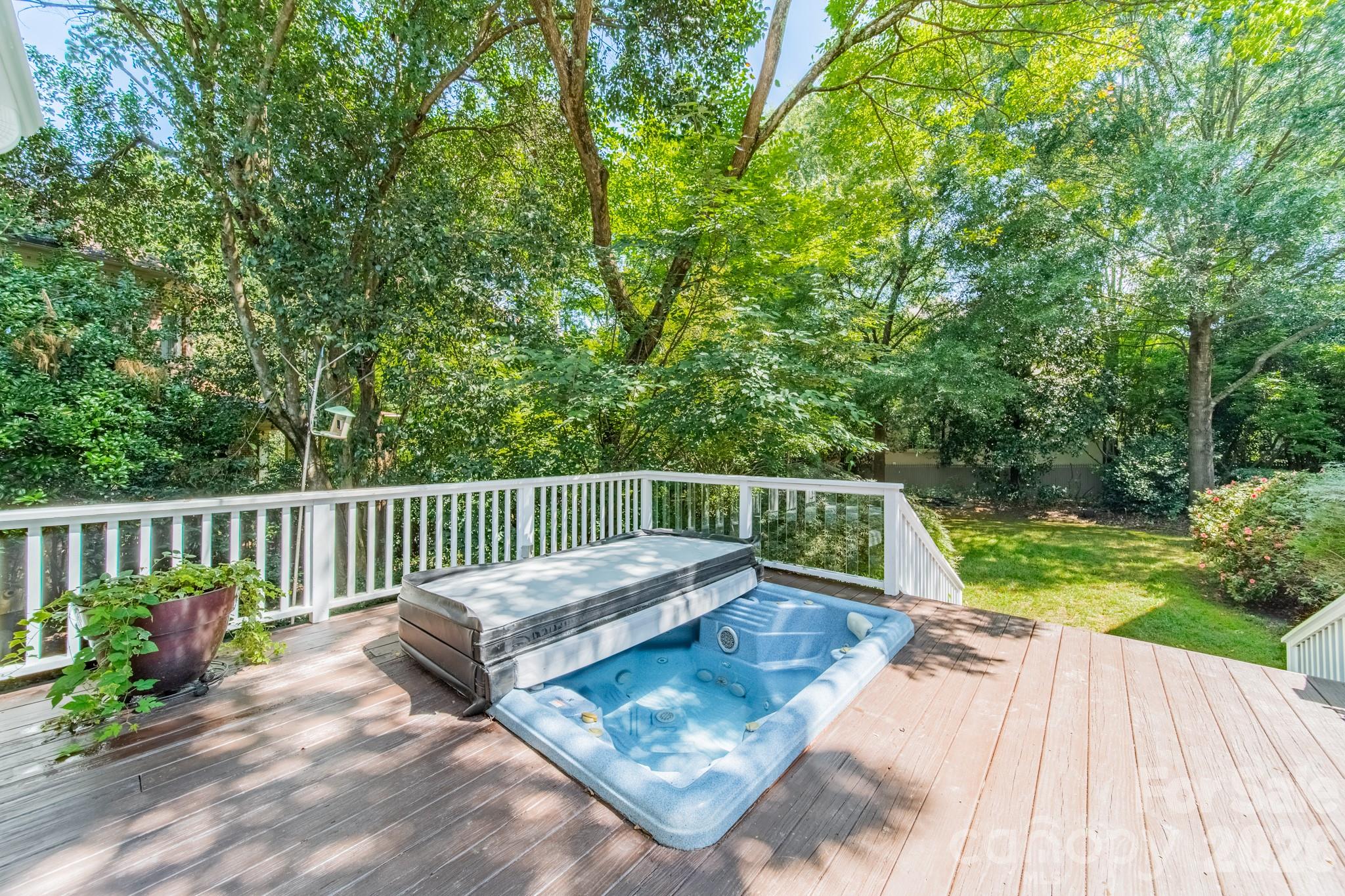 304 S Canterbury Road — Charlotte