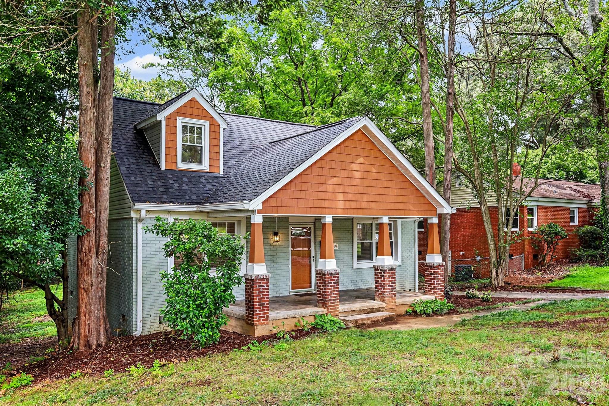 2019 Dalehurst Drive — Charlotte