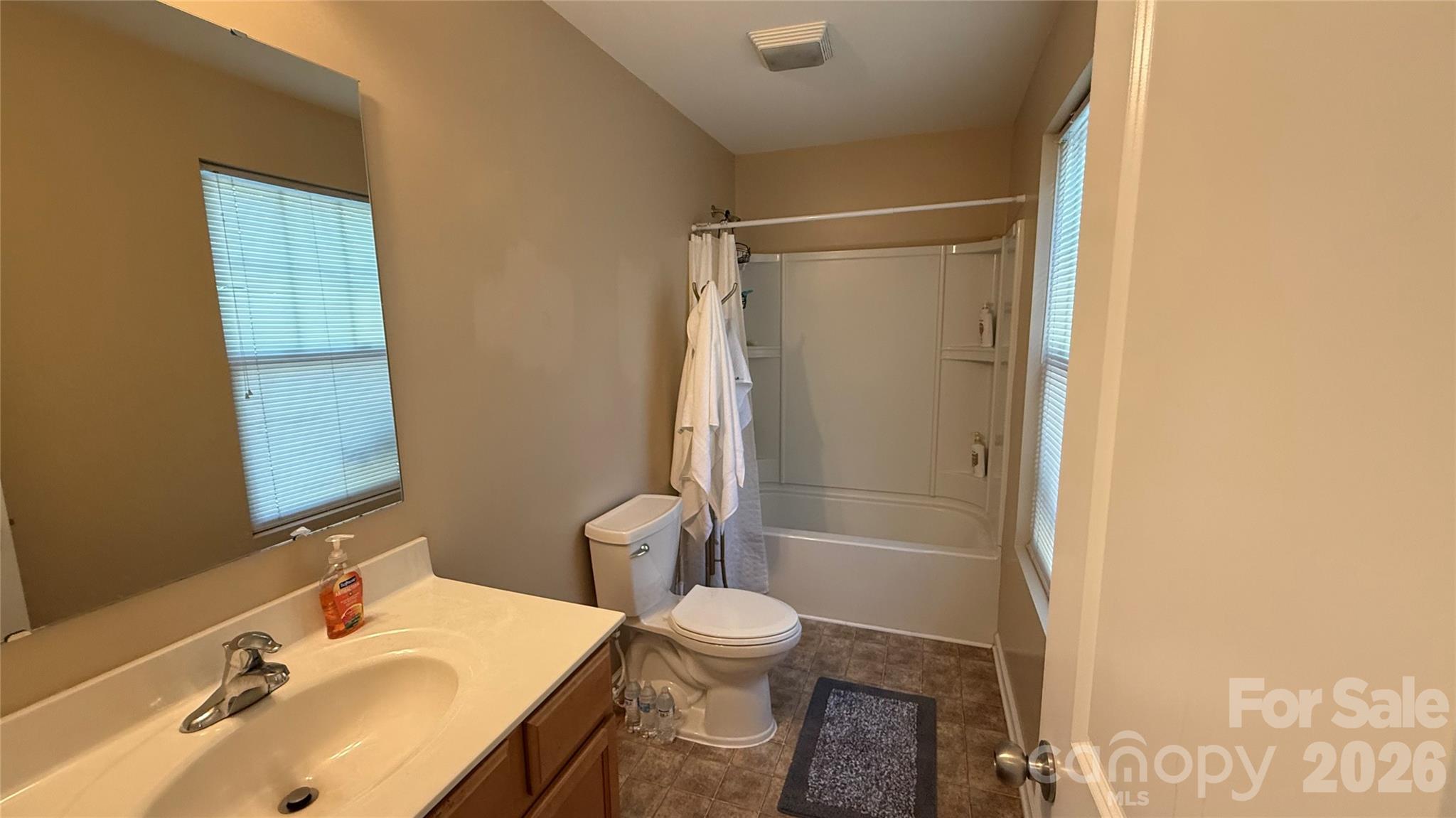 7736 Ponderosa Lane — Charlotte