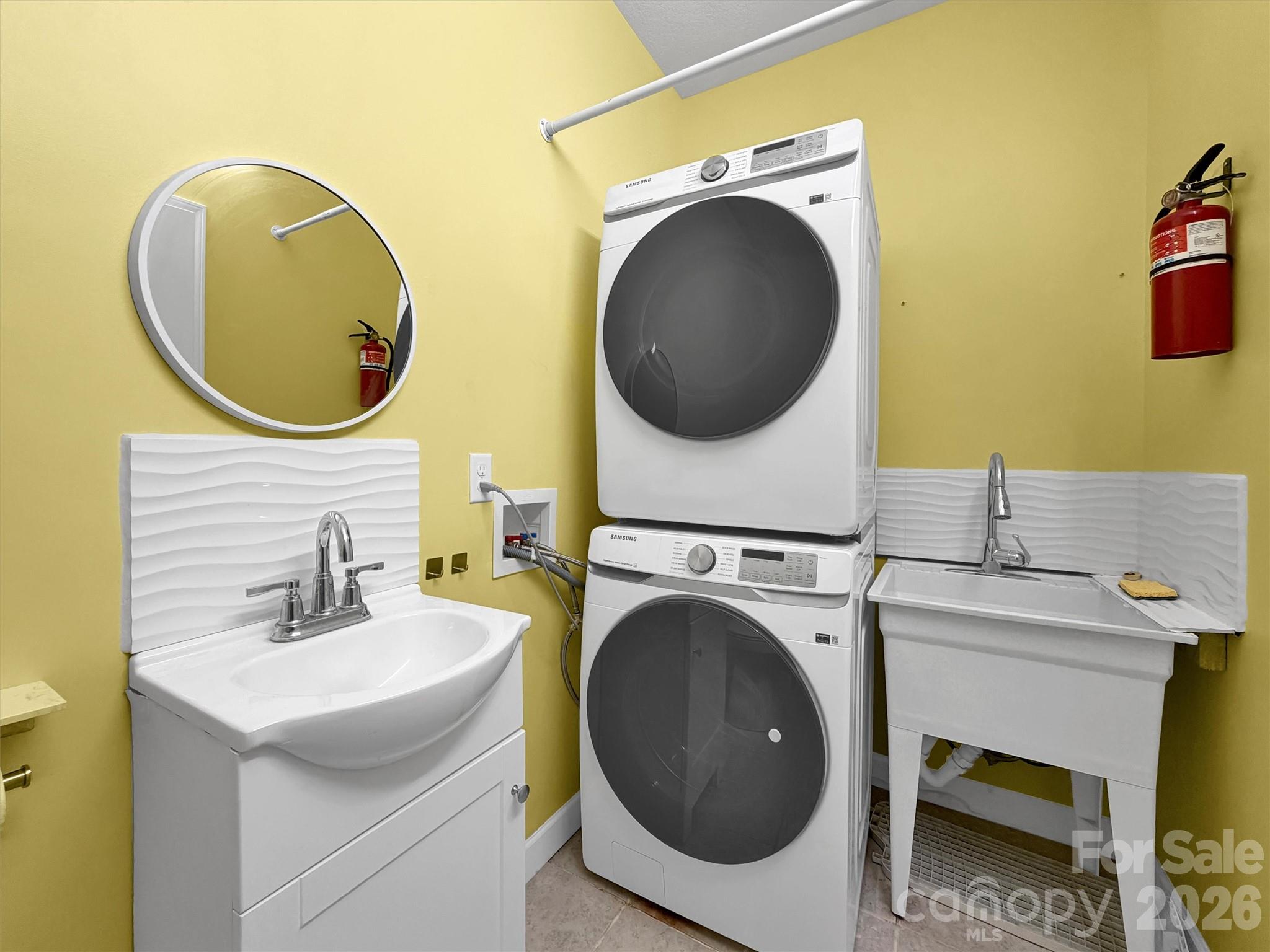 169 Roadrunner Drive — Balsam