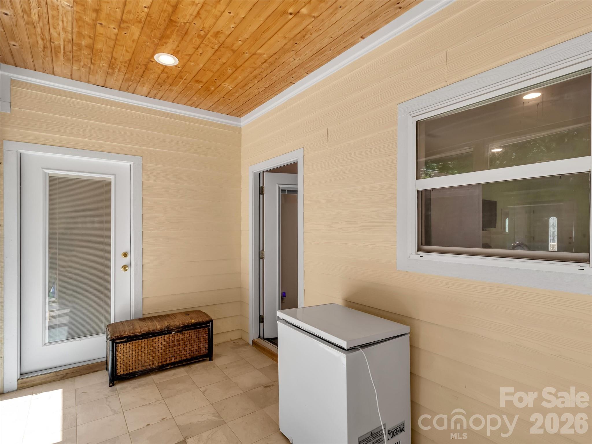 169 Roadrunner Drive — Balsam
