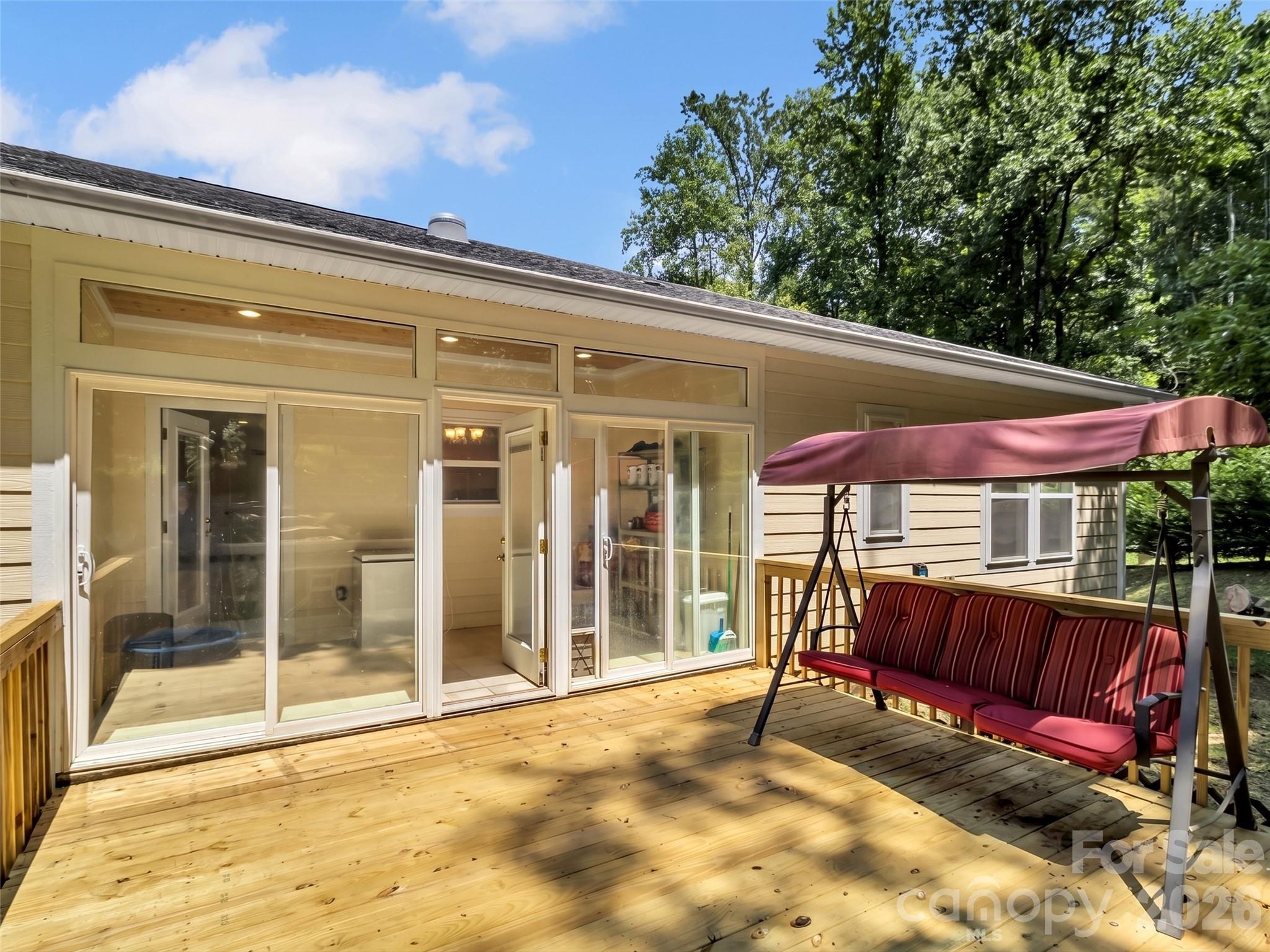 169 Roadrunner Drive — Balsam