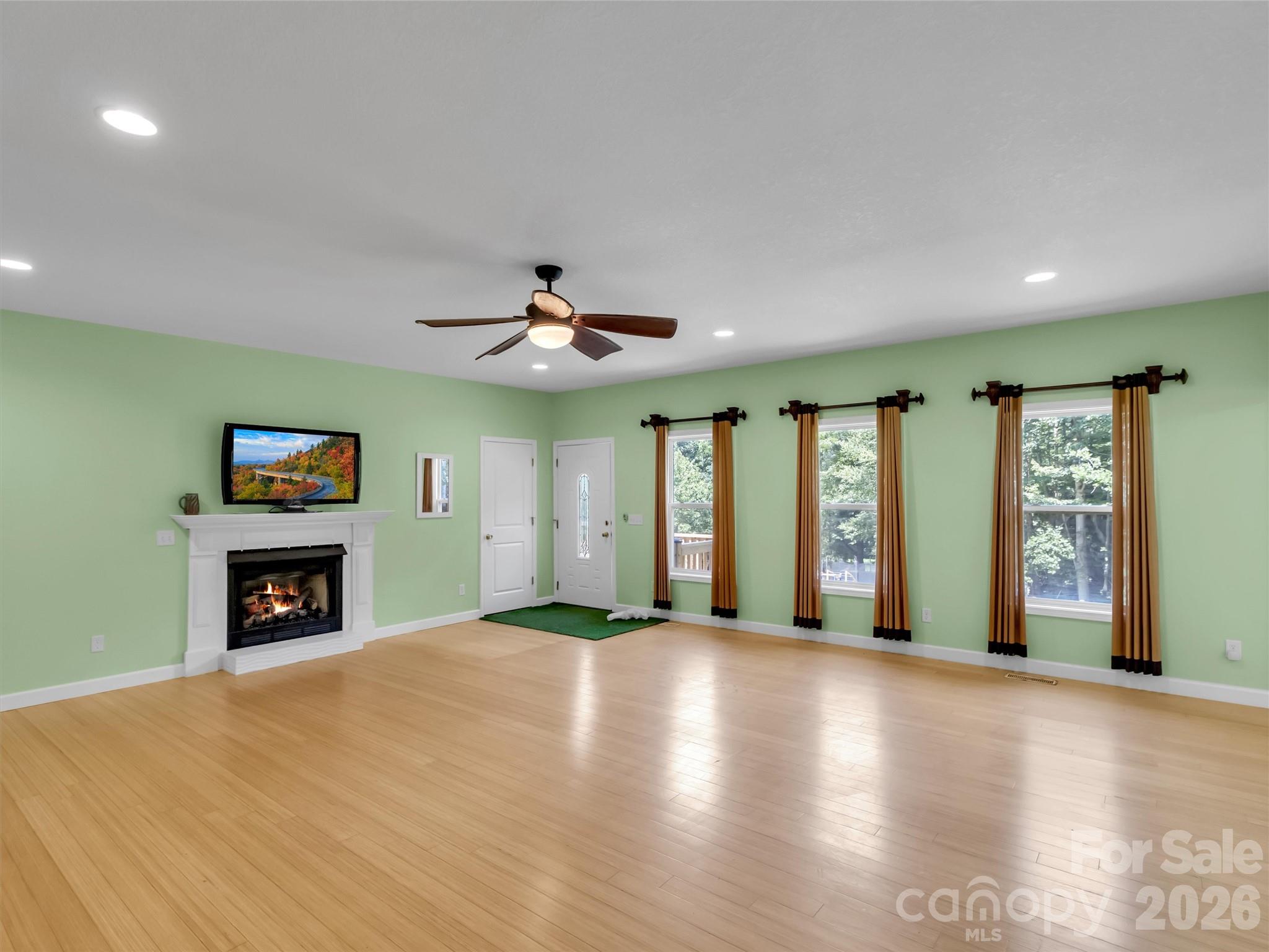 169 Roadrunner Drive — Balsam
