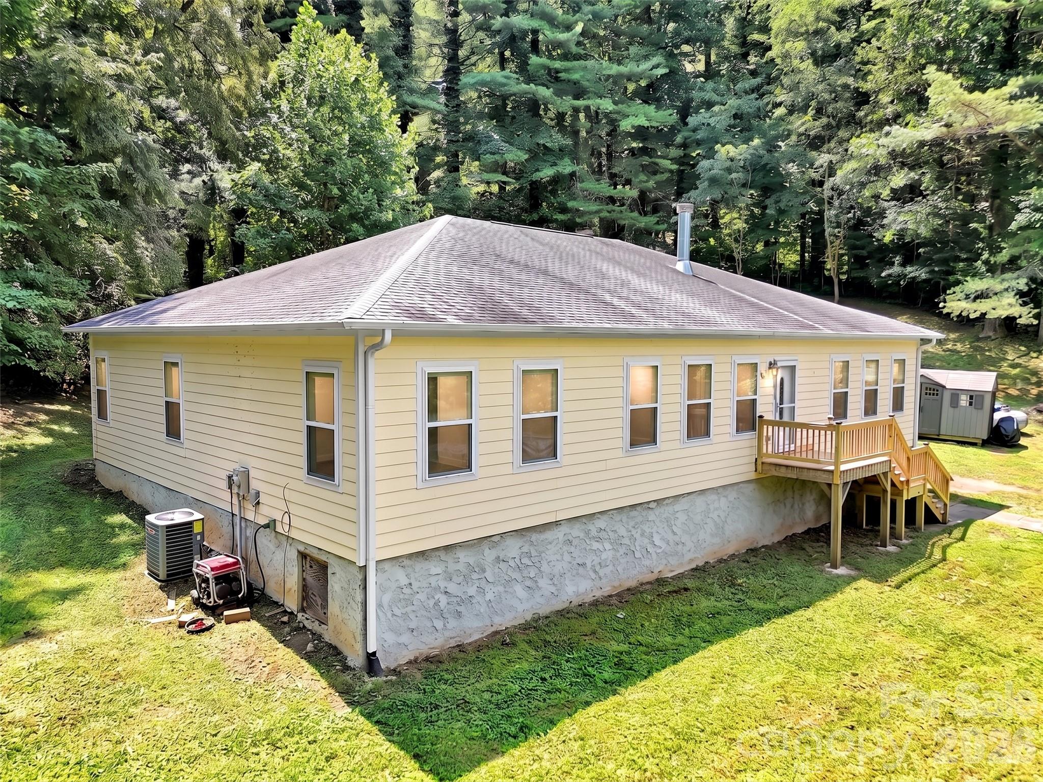 169 Roadrunner Drive — Balsam