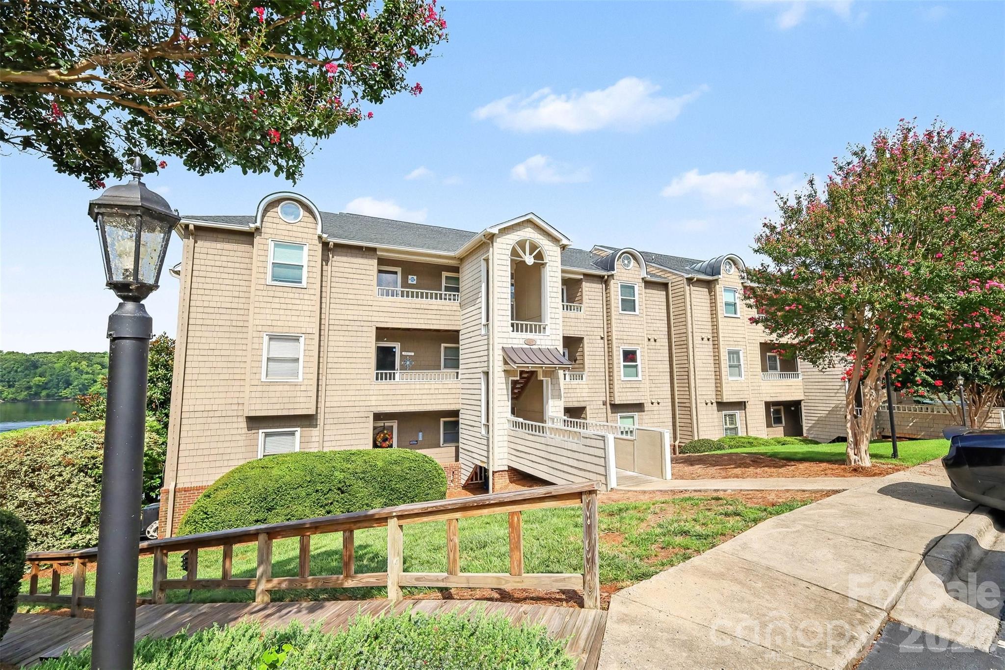 9817 Emerald Point Drive #Unit 10 — Charlotte