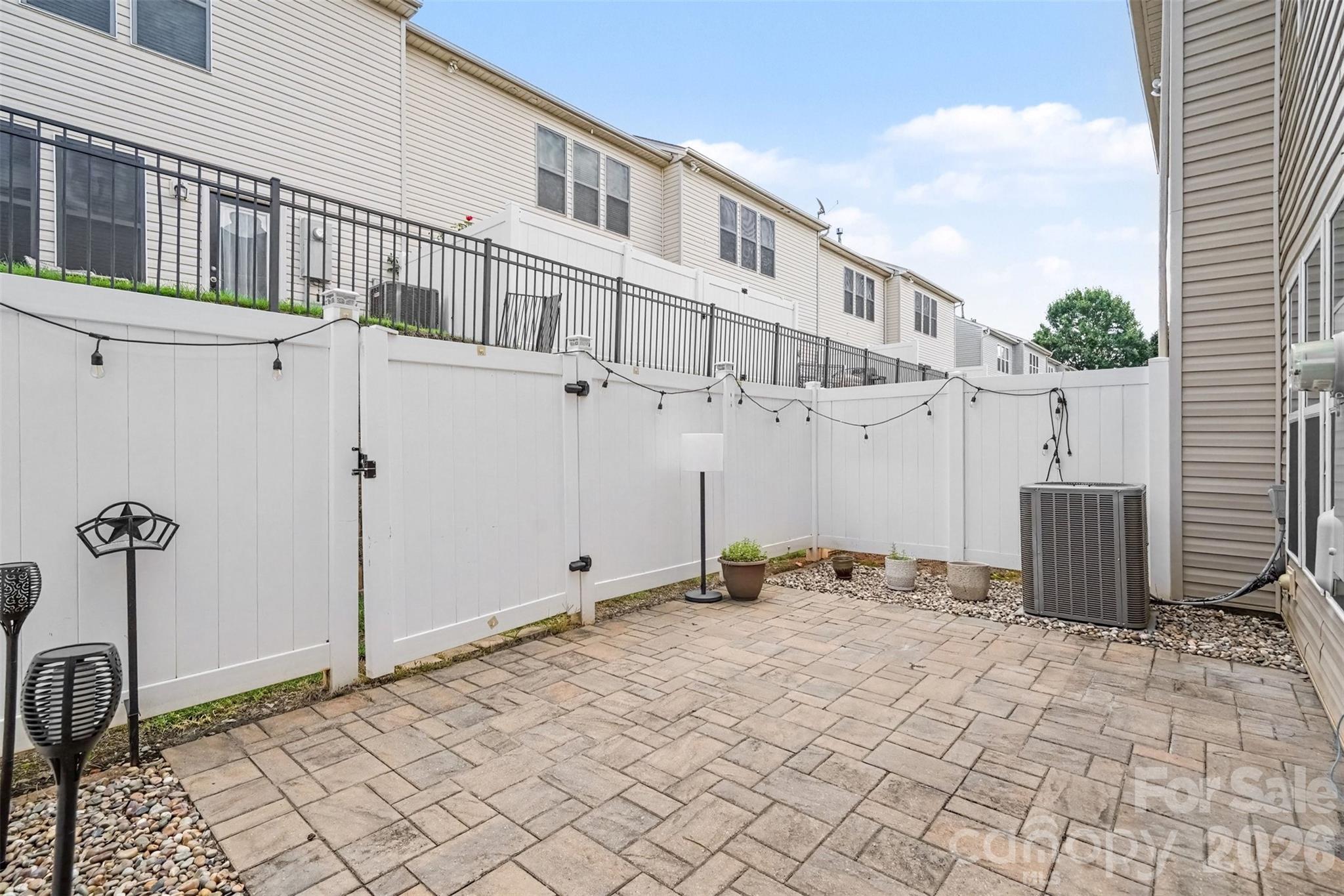 2447 Diplomat Lane — Charlotte