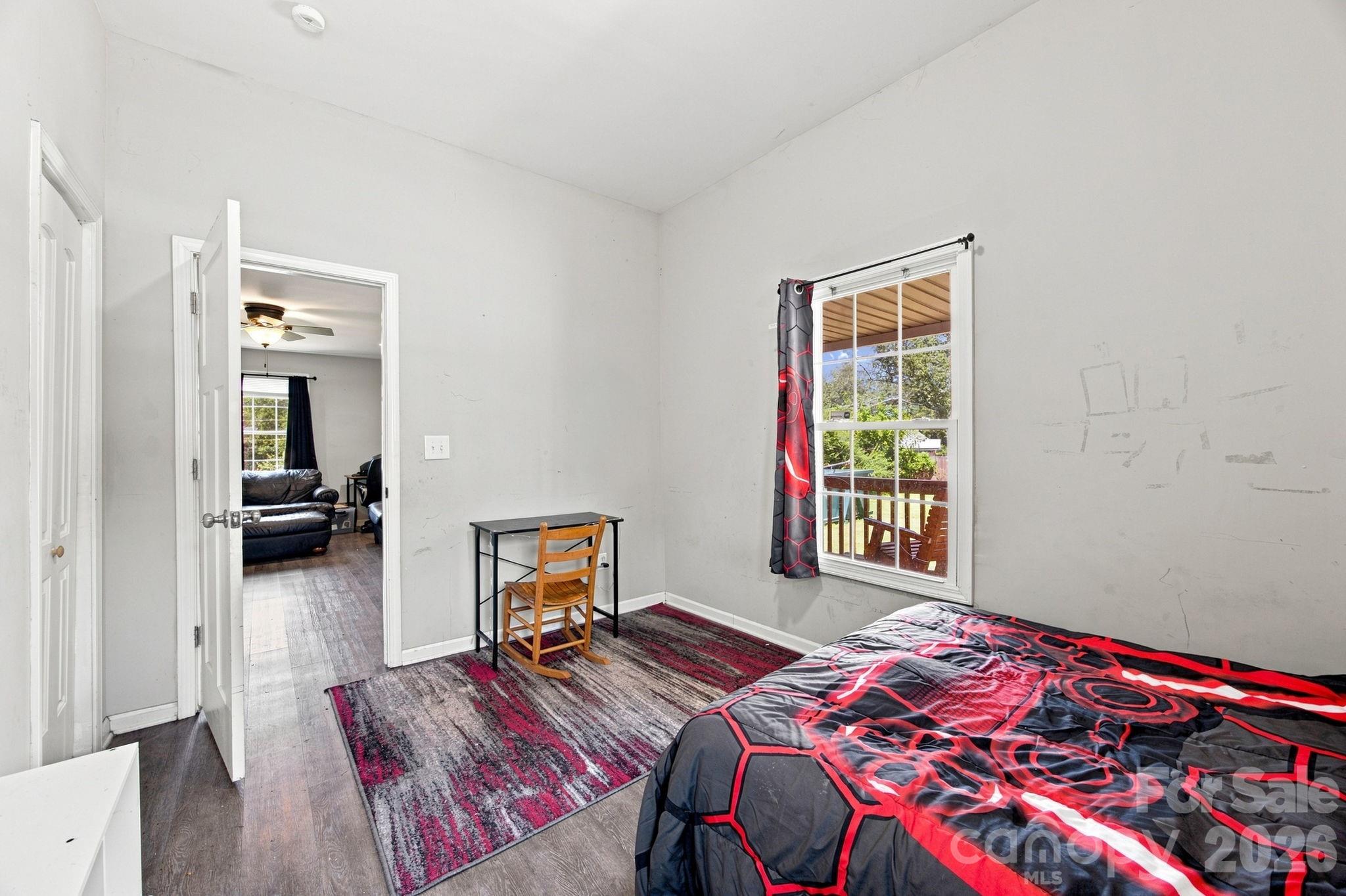 105 Park Street — Clover