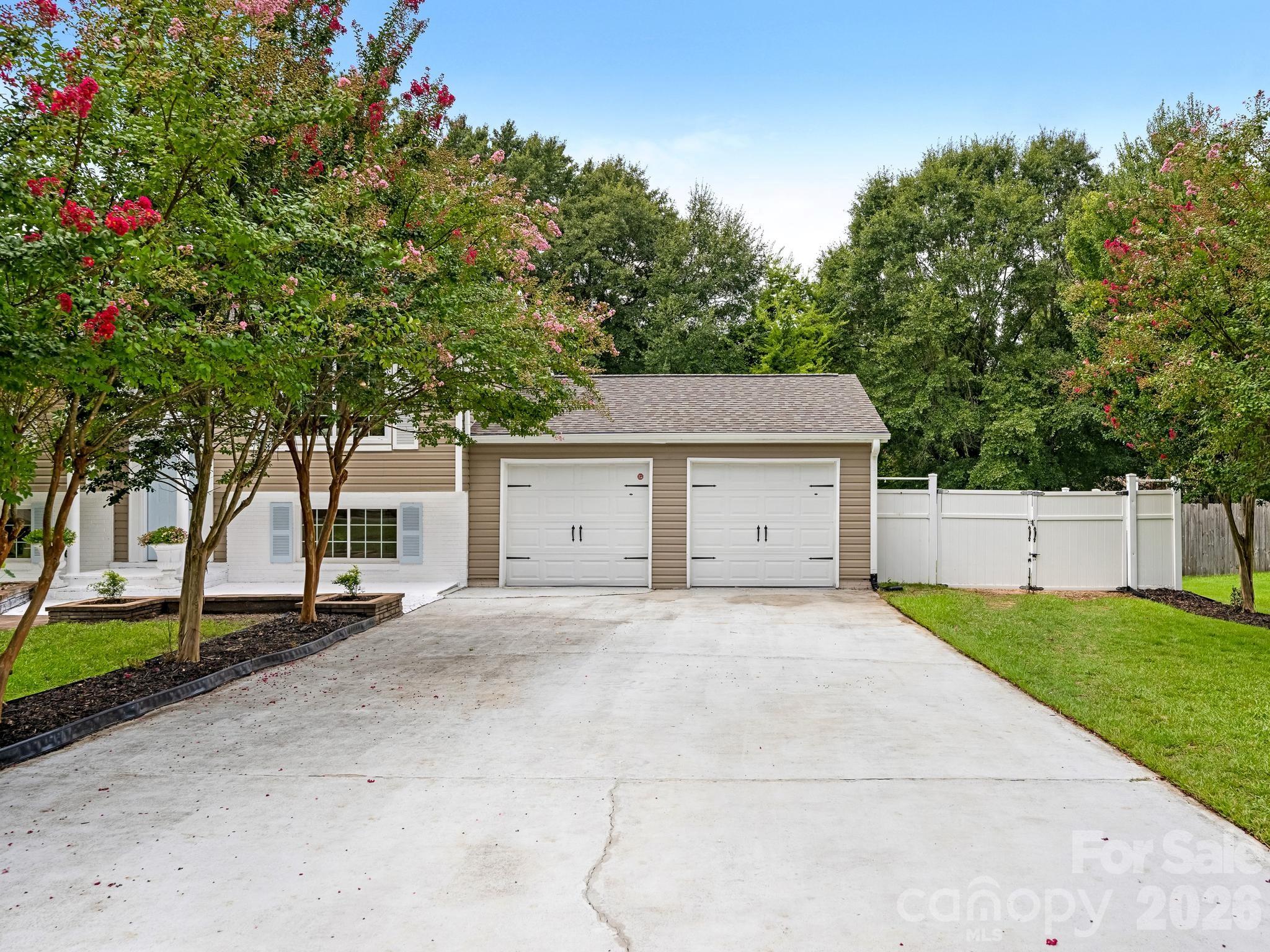 5808 Ryder Avenue — Charlotte