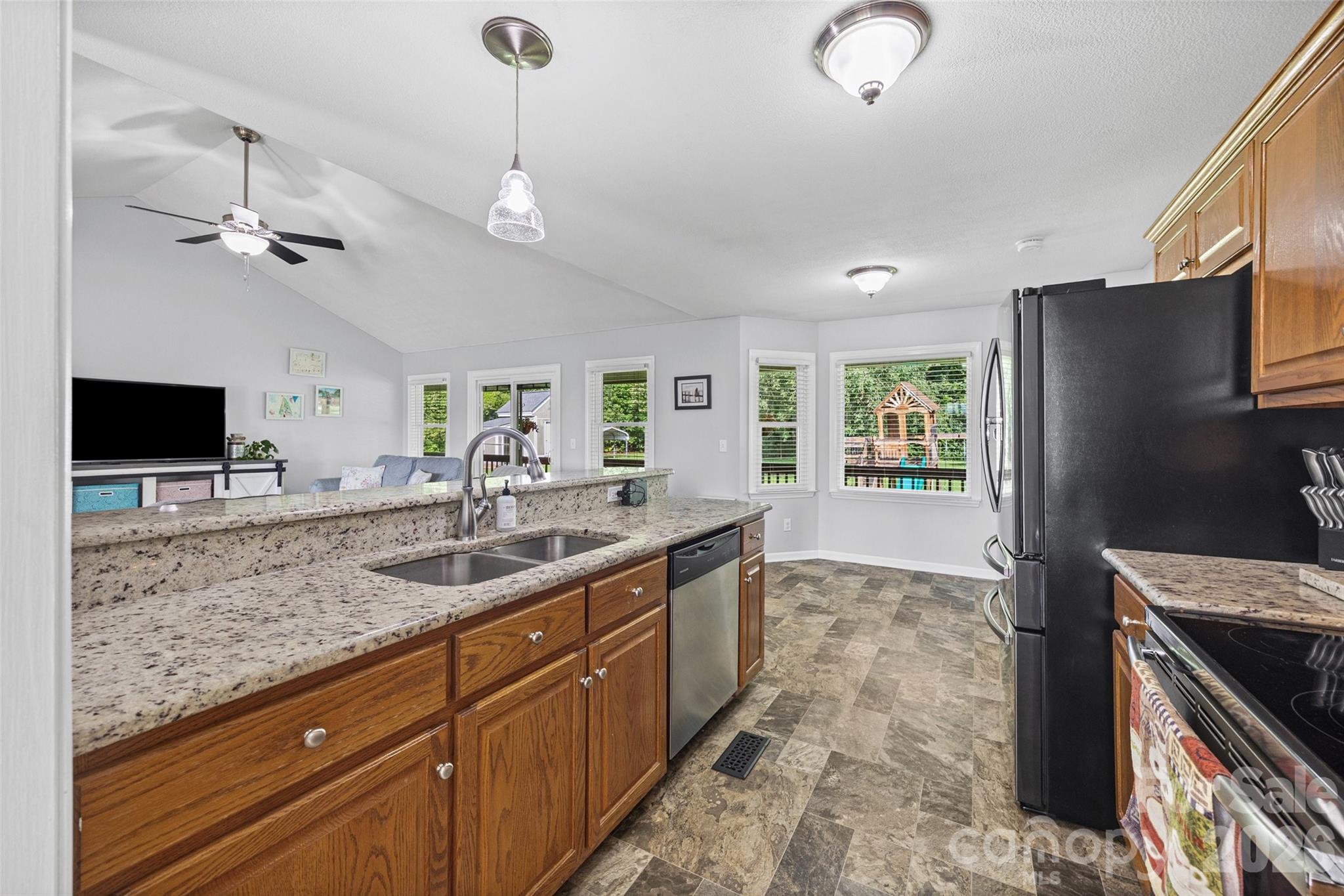 112 Bankhead Road — Shelby