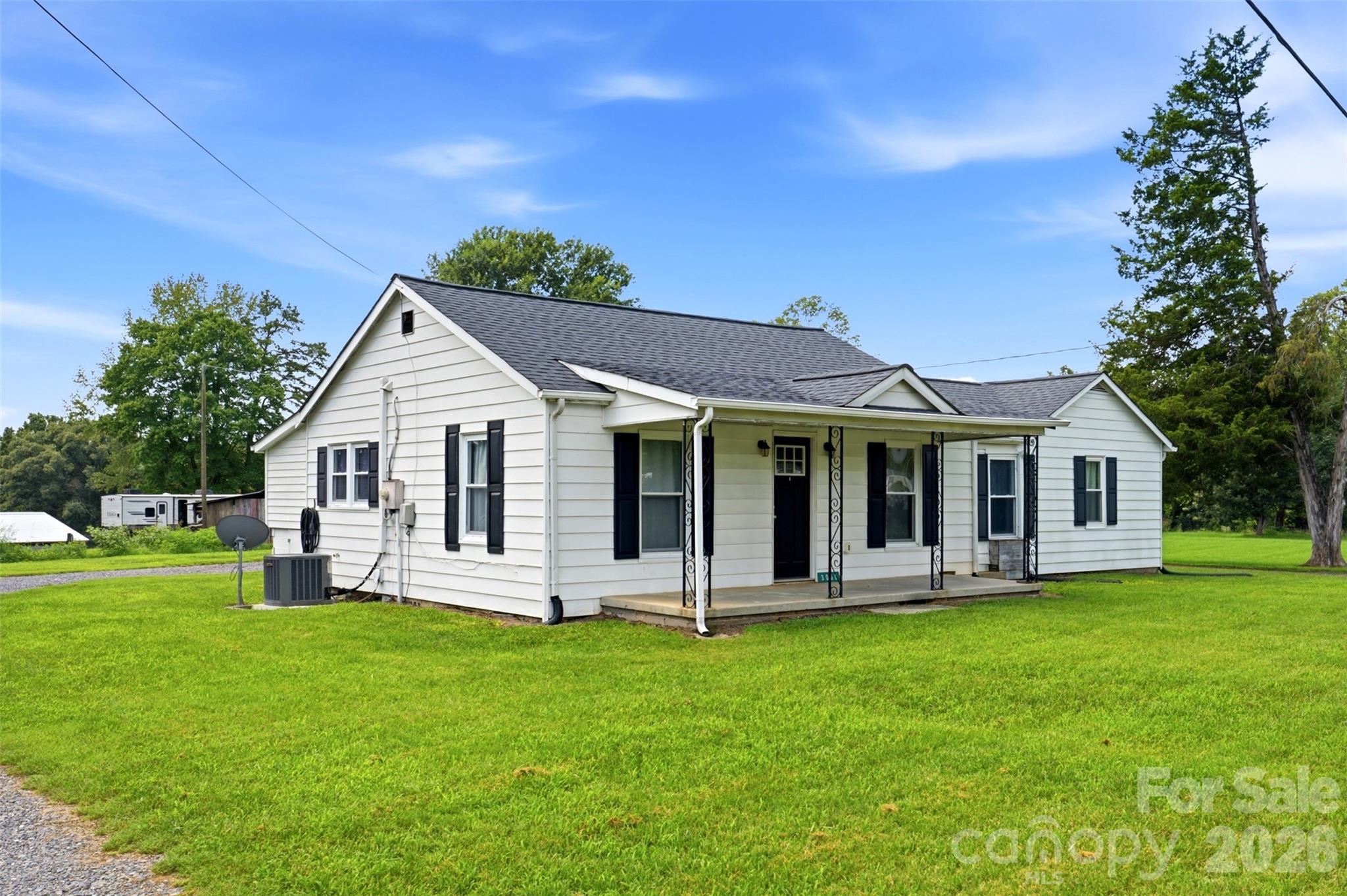 3060 US Highway 64 Highway E — Mocksville