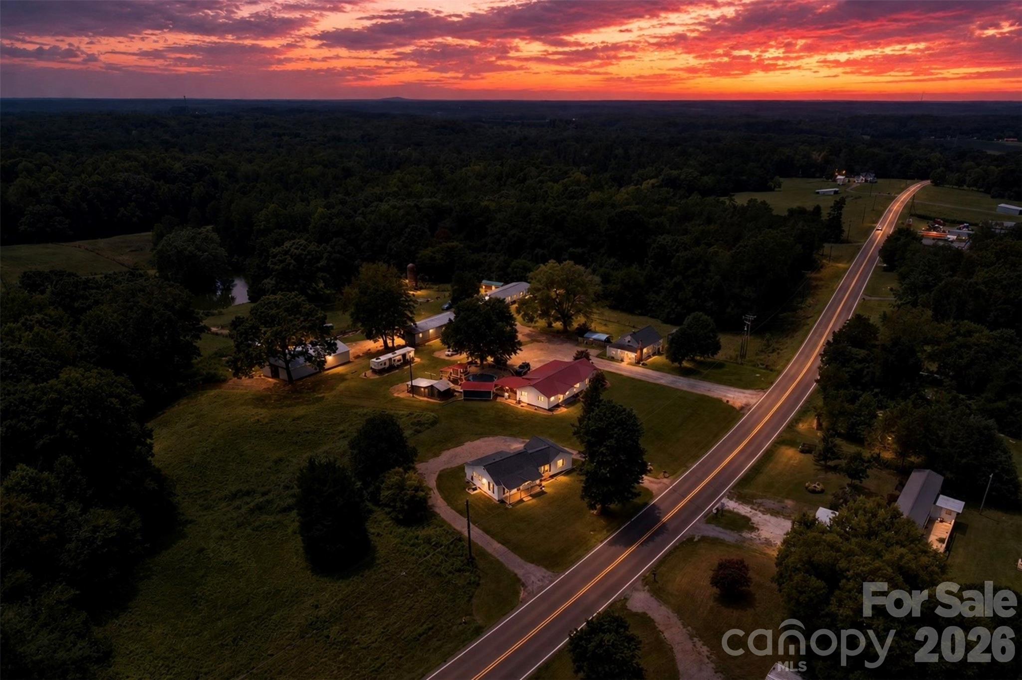 3060 US Highway 64 Highway E — Mocksville