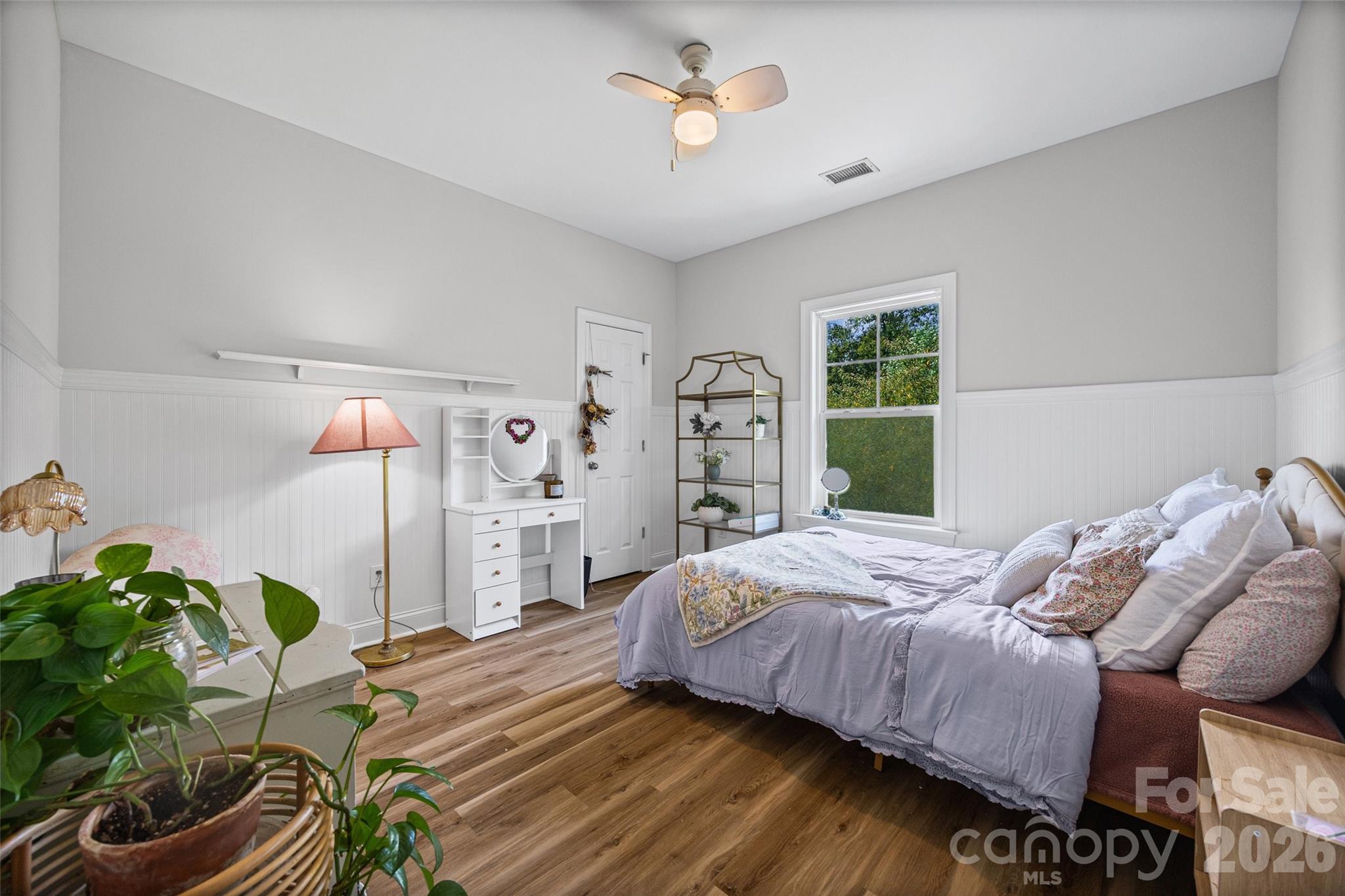1037 Fleming Lane — Matthews