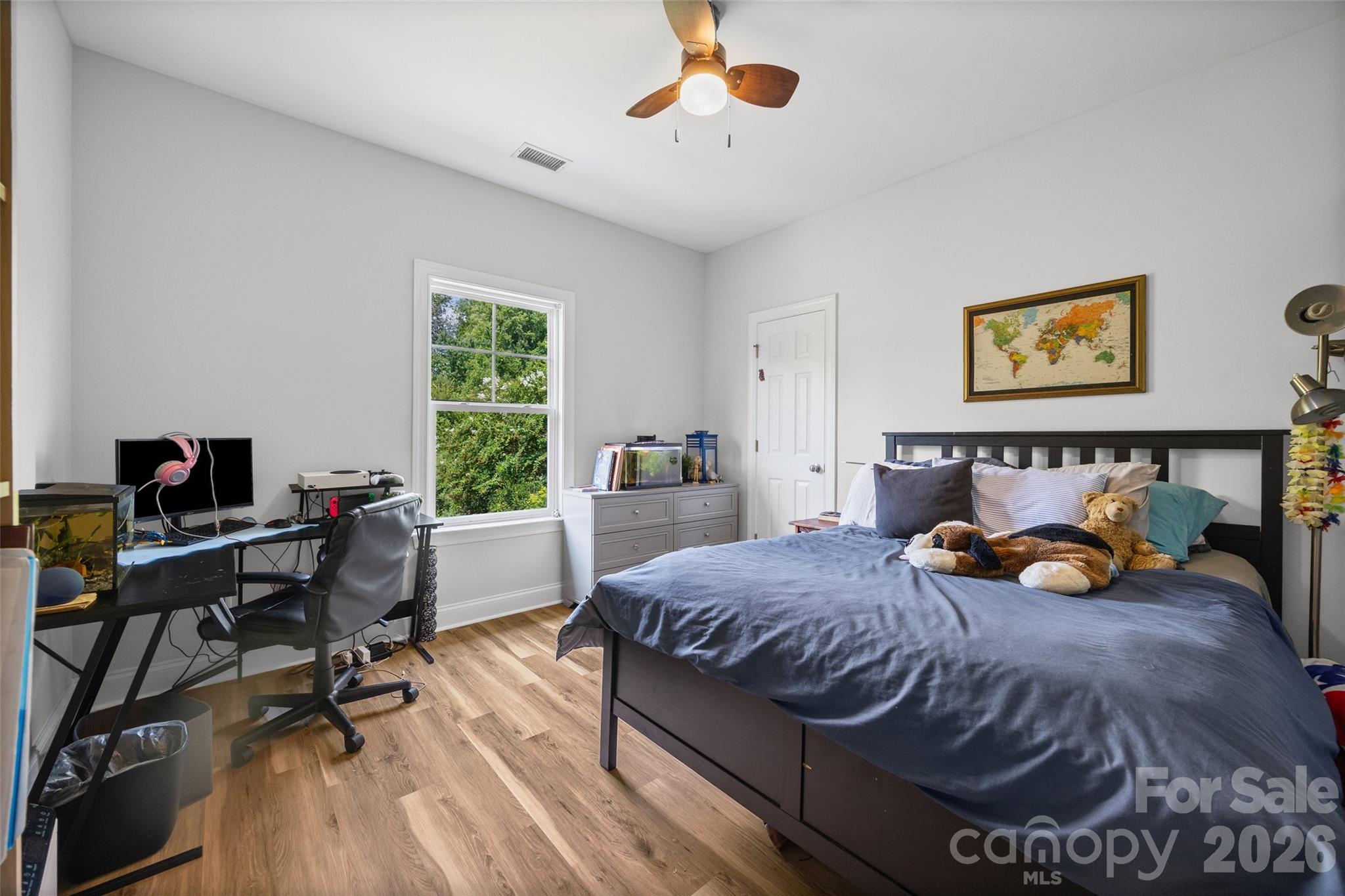 1037 Fleming Lane — Matthews