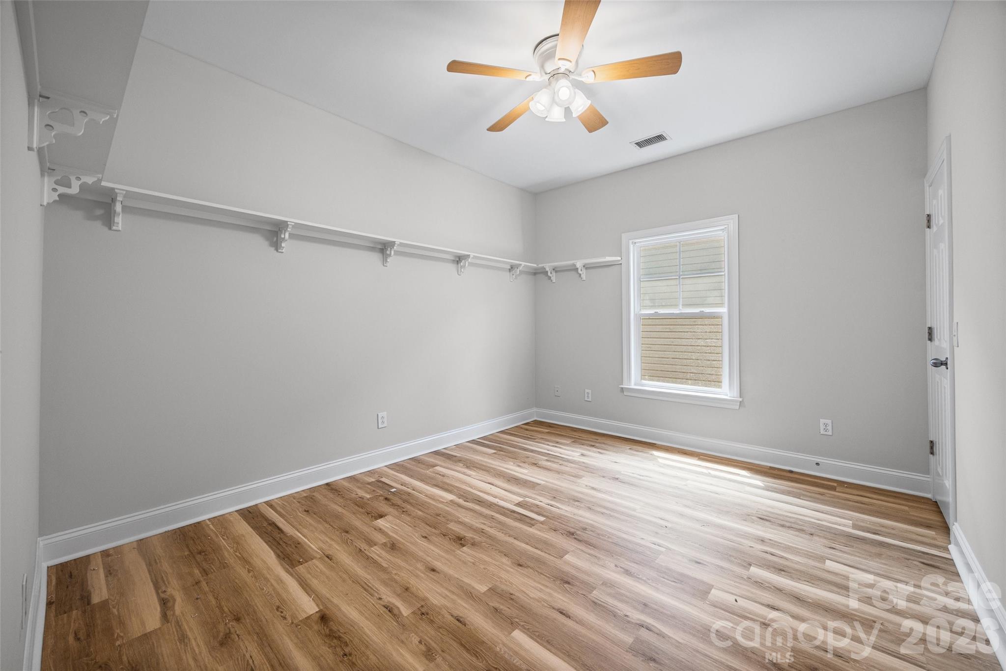 1037 Fleming Lane — Matthews