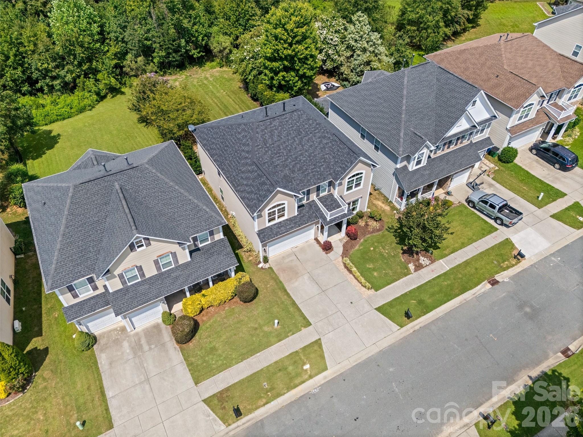 1037 Fleming Lane — Matthews