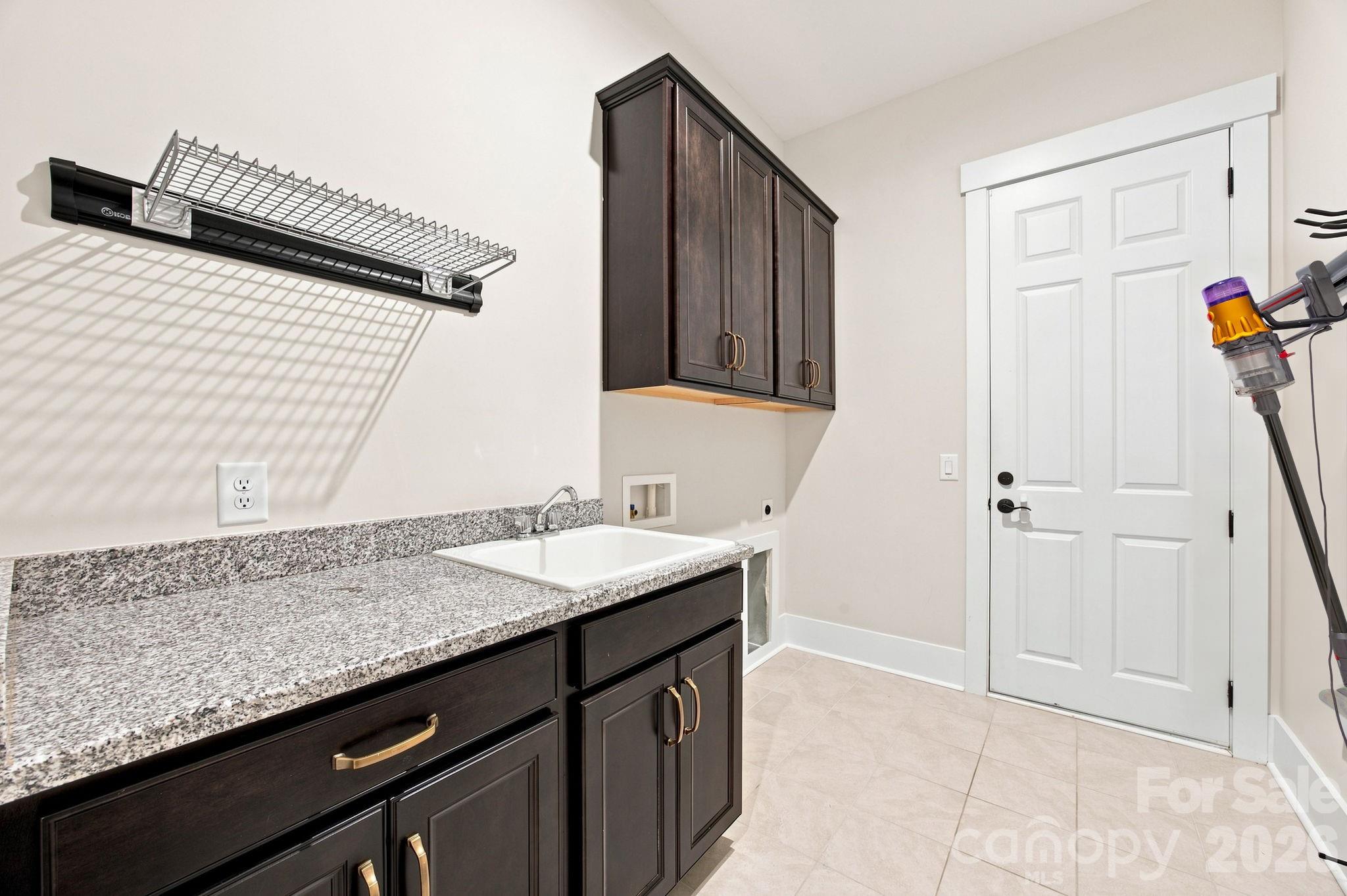 721 Cavesson Way — Monroe