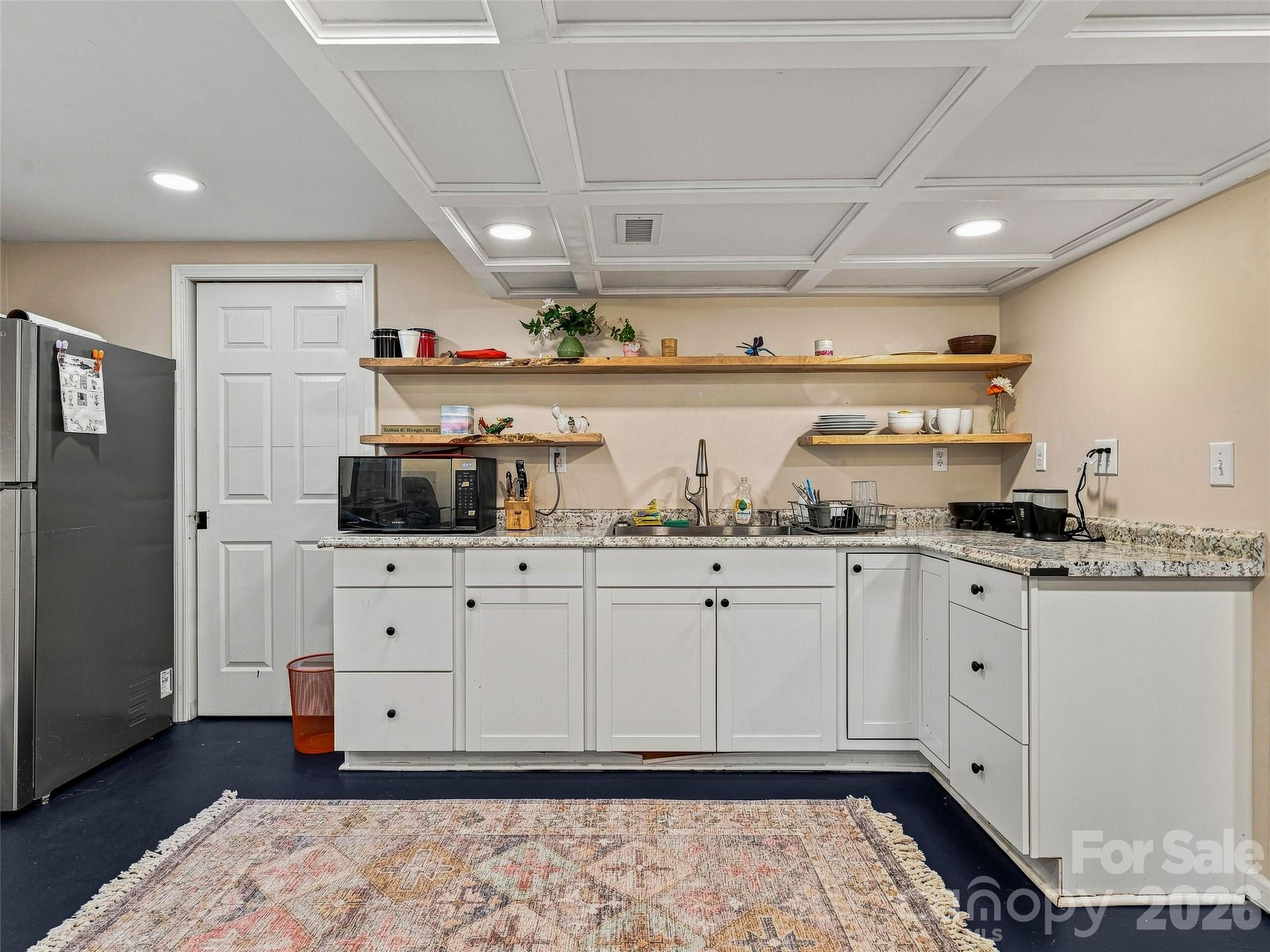 15 Lynnstone Court — Asheville