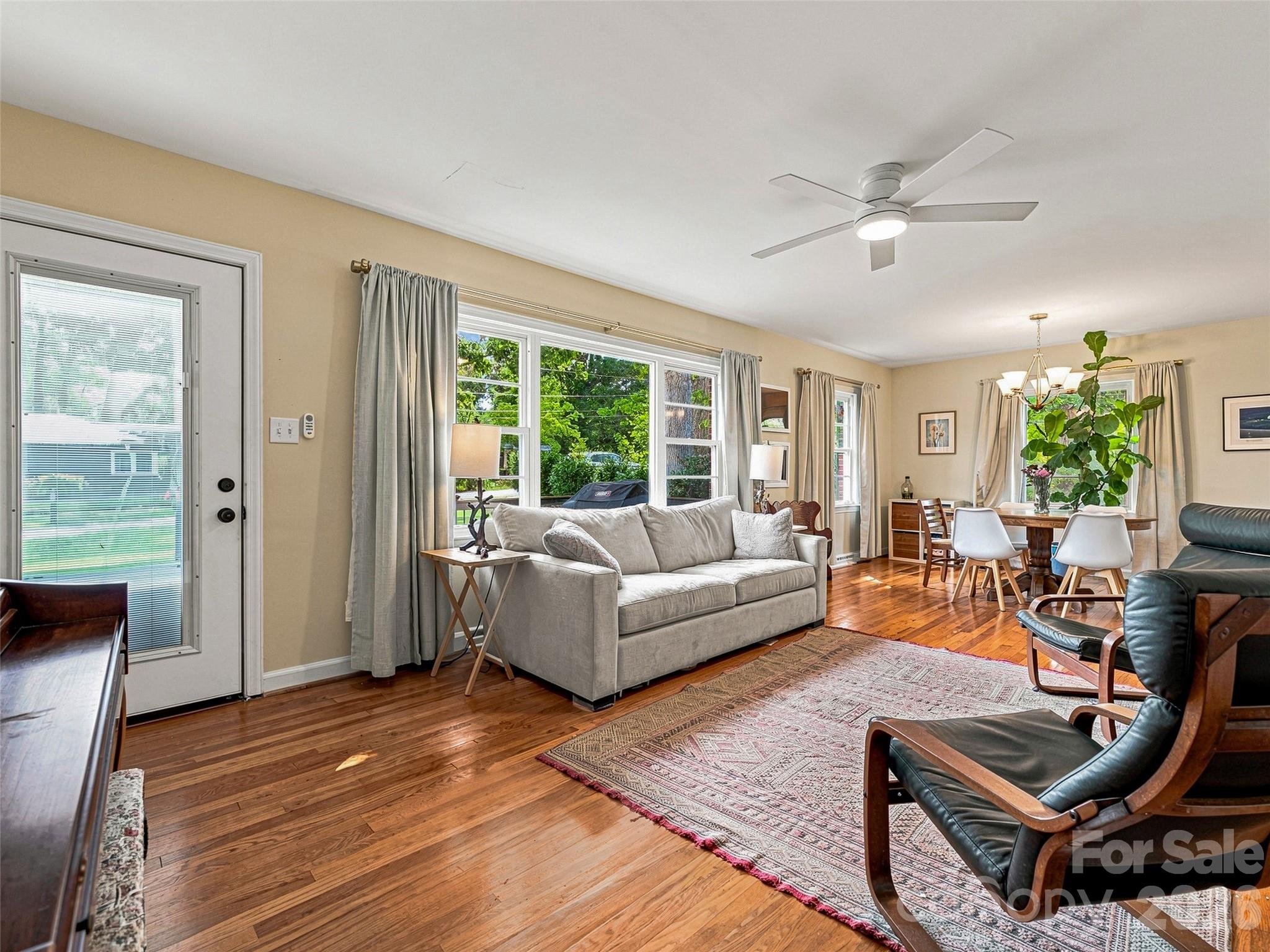15 Lynnstone Court — Asheville