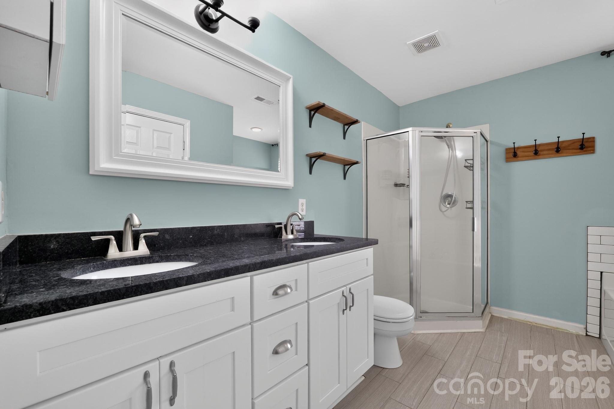 6420 Spanish Moss Lane — Charlotte