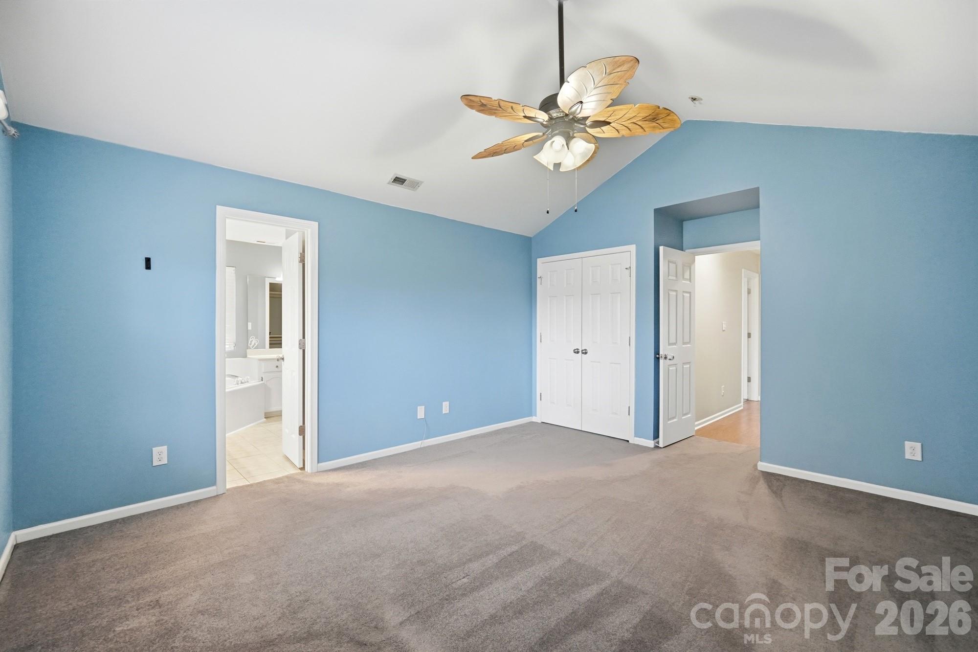 359 Linsbury Court — Gastonia