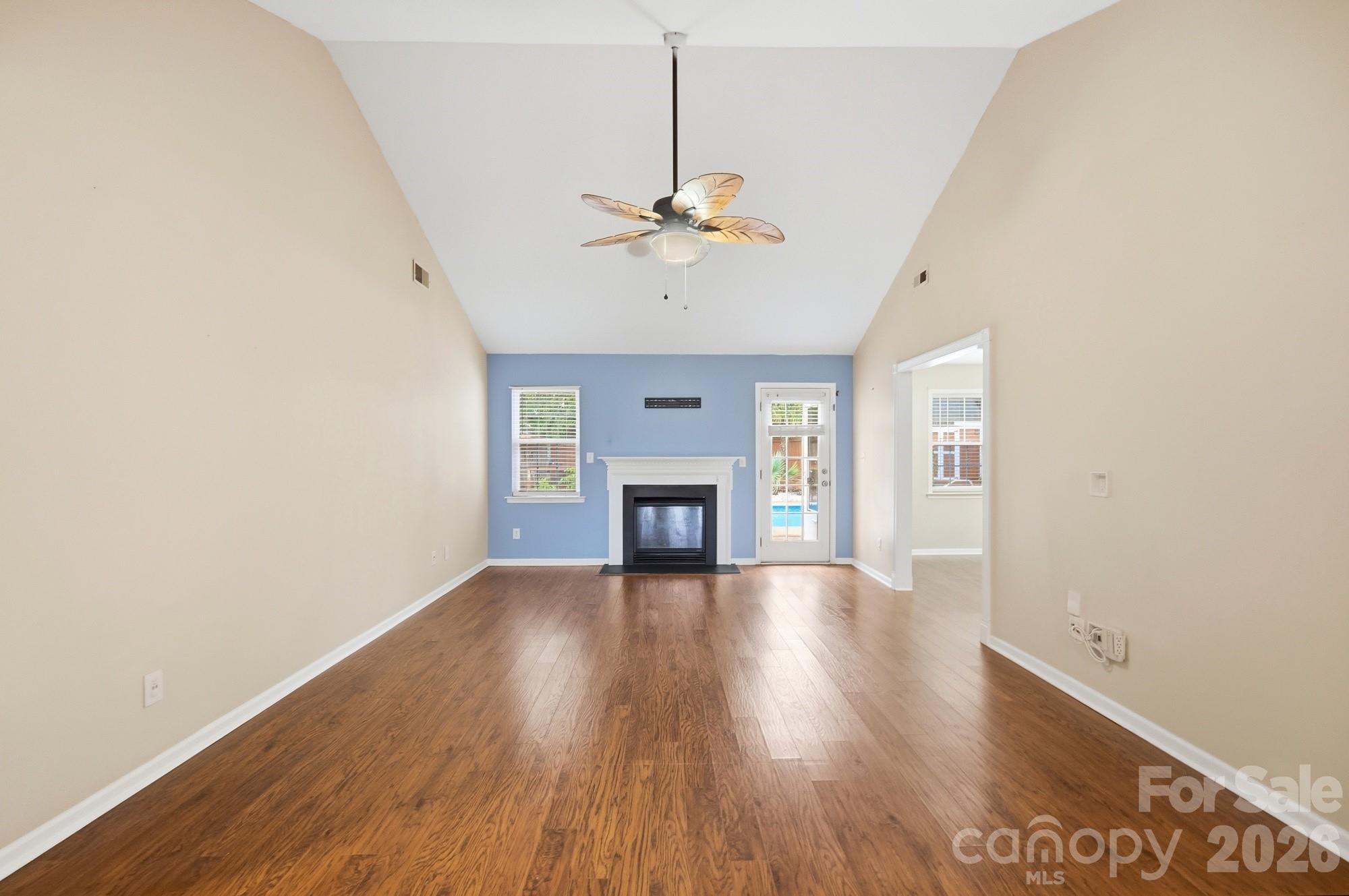 359 Linsbury Court — Gastonia