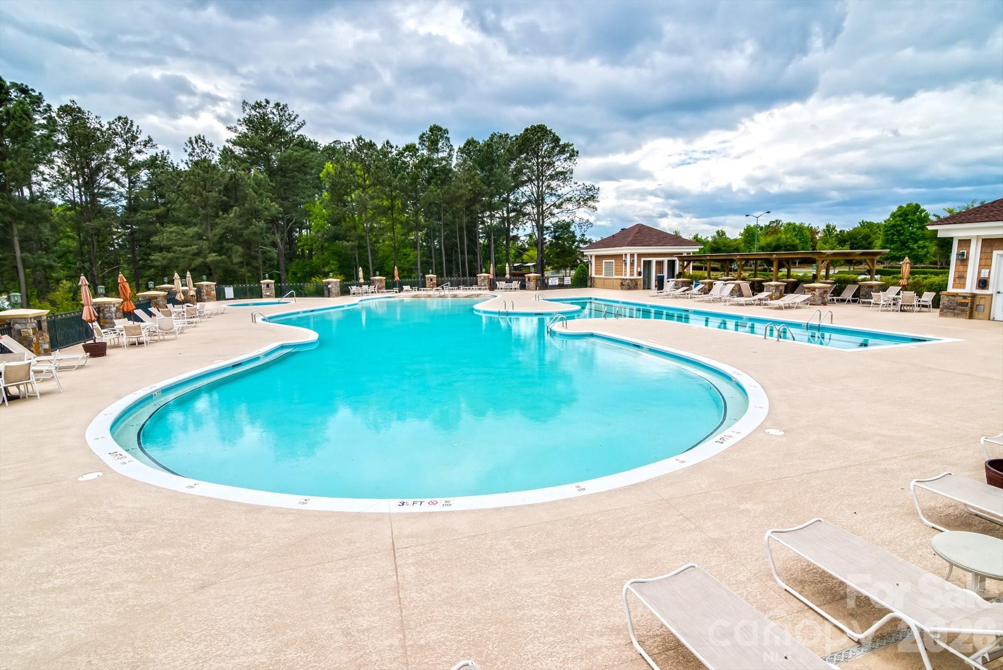 35168 Carnation Lane — Indian Land