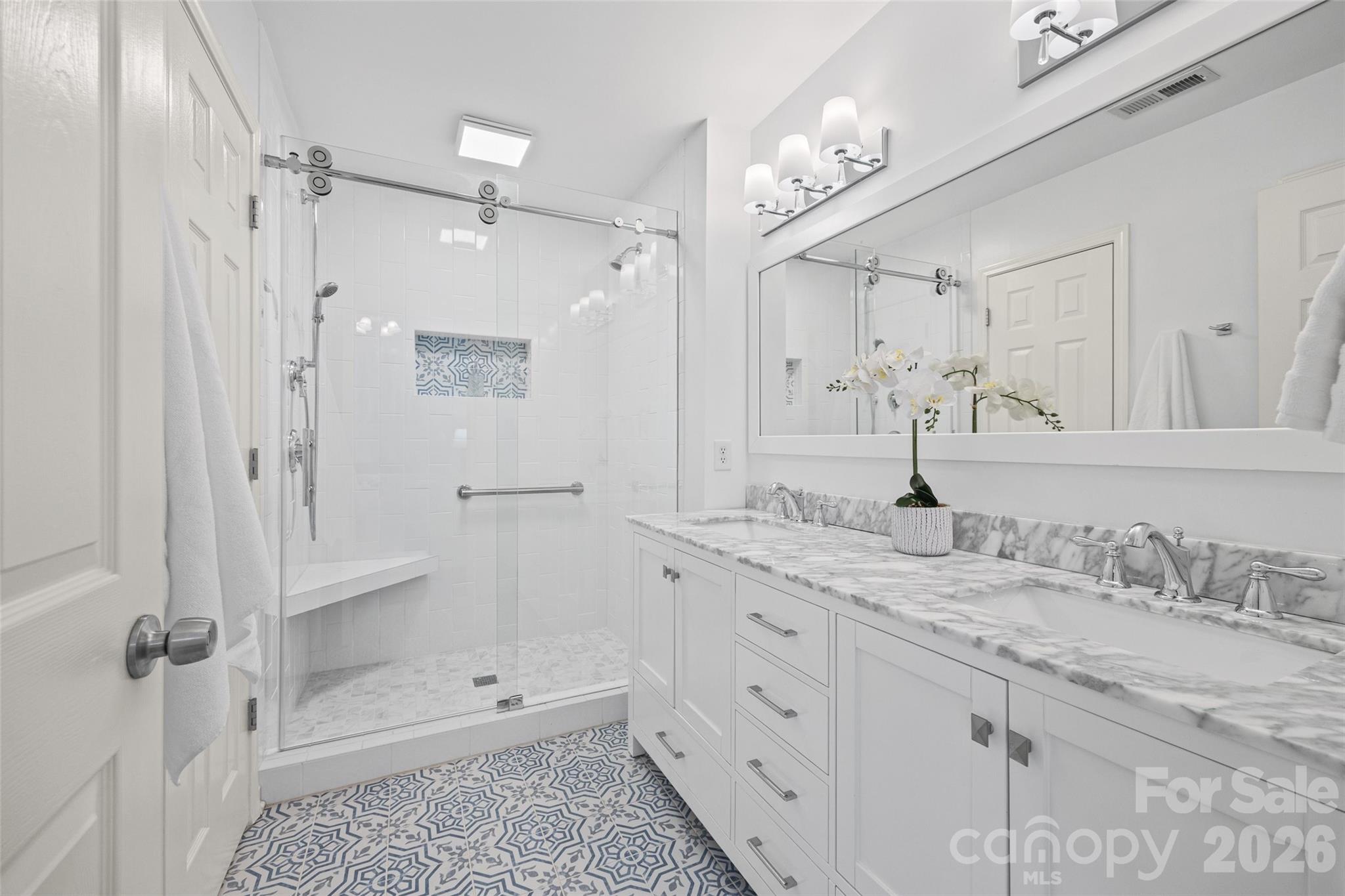 2139 Kaybird Lane — Charlotte