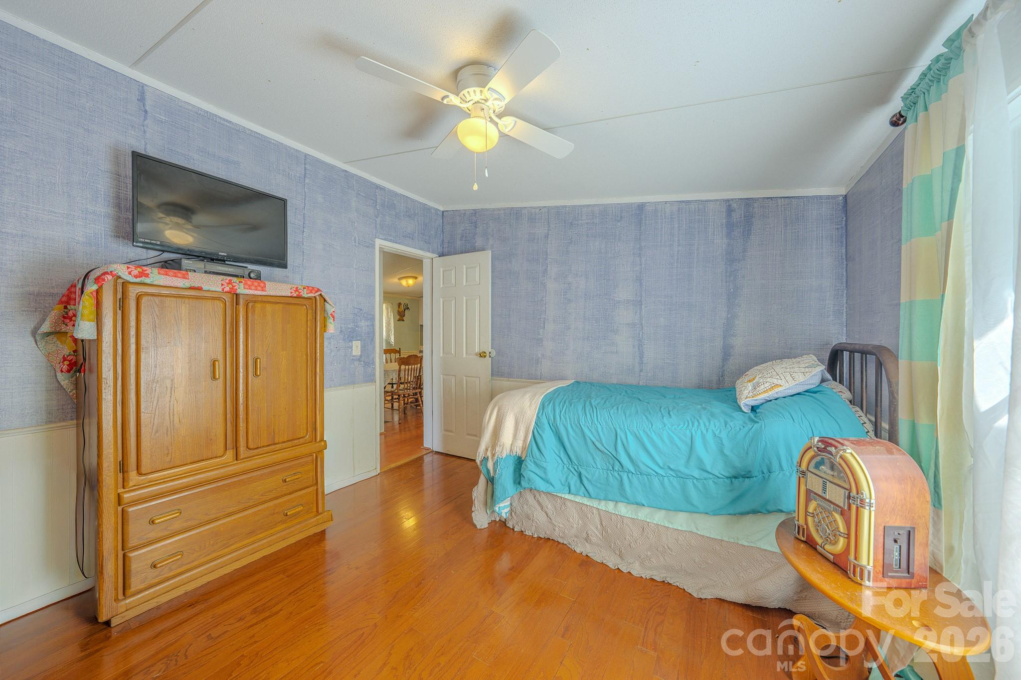 97 Misty Ridge Lane — Leicester