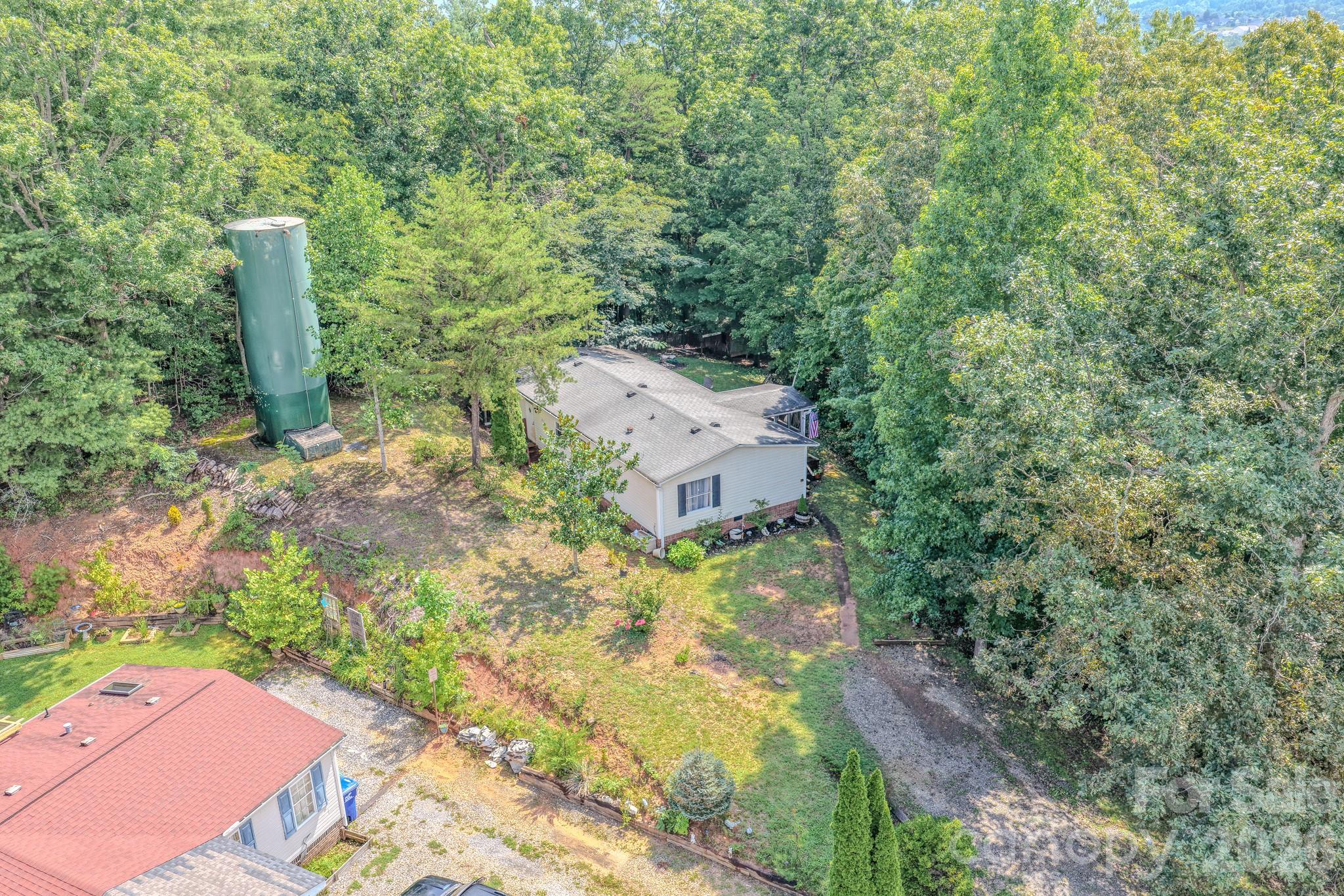 97 Misty Ridge Lane — Leicester
