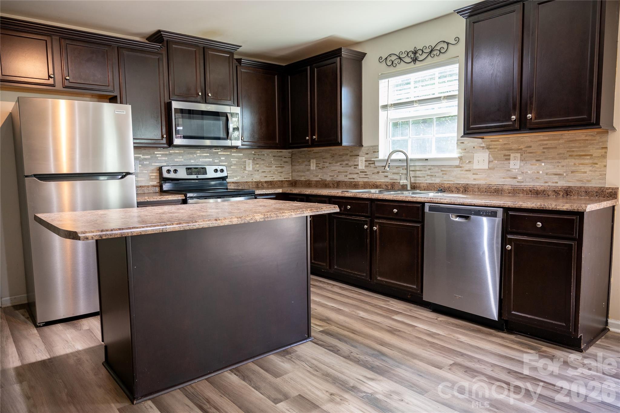 9702 Pond Vista Court — Charlotte