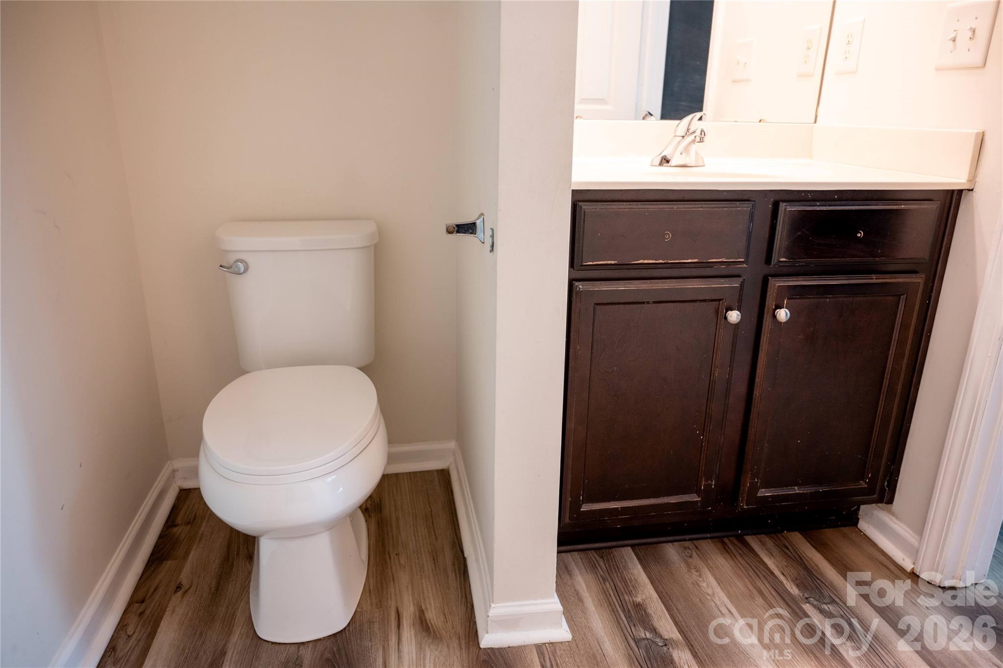 9702 Pond Vista Court — Charlotte