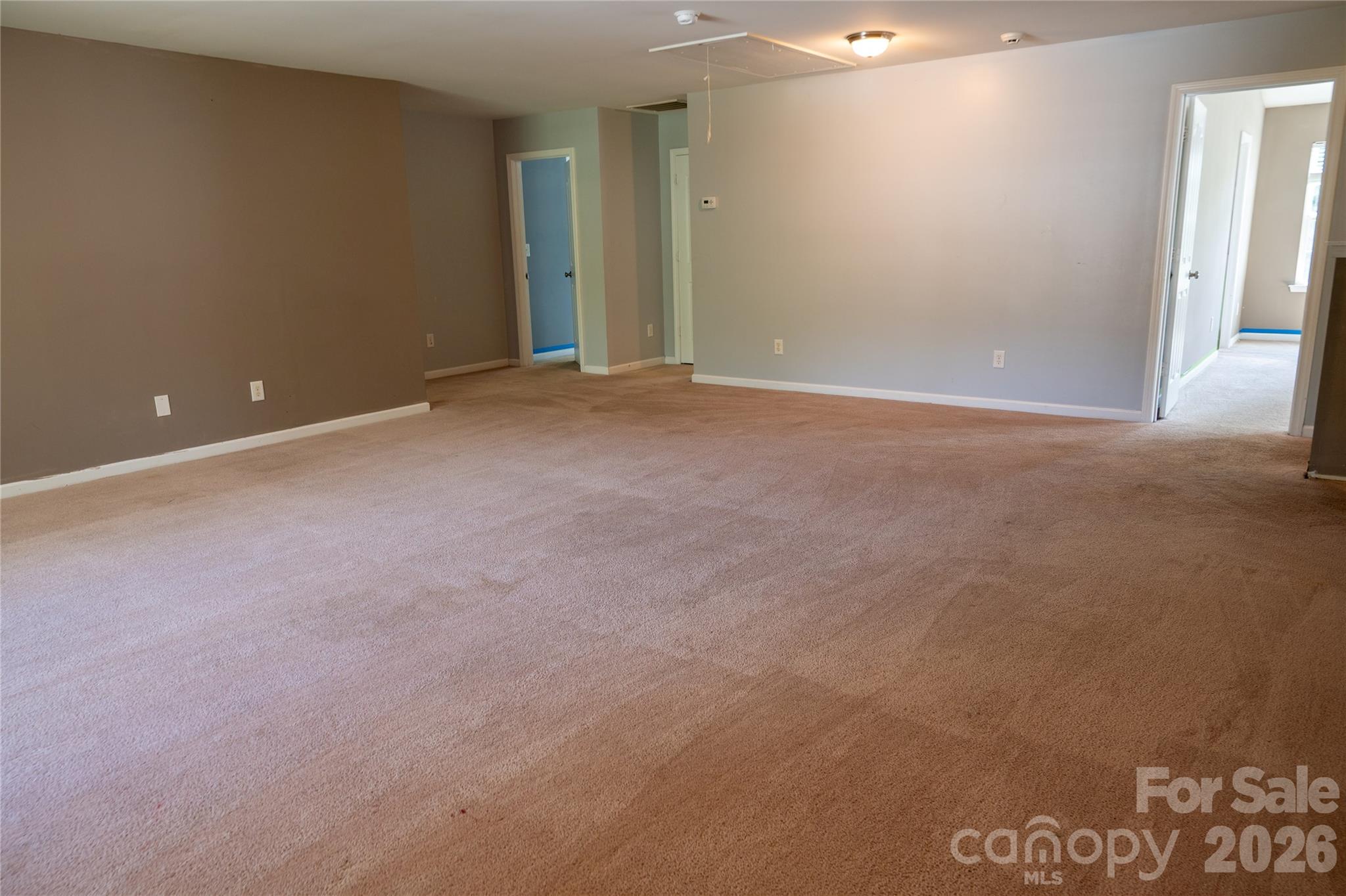 9702 Pond Vista Court — Charlotte