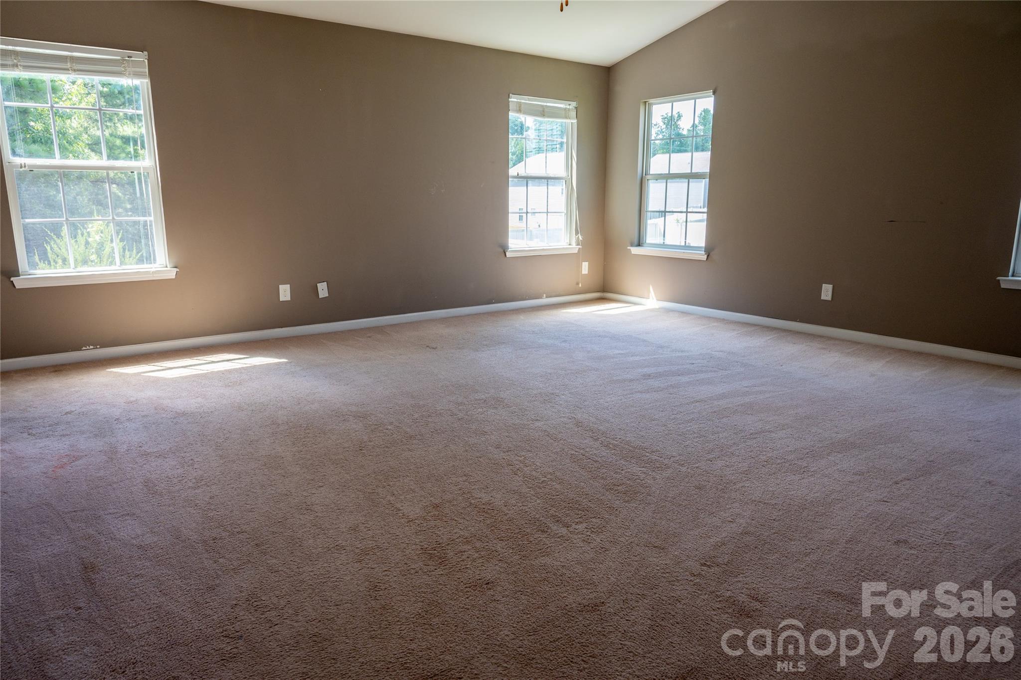 9702 Pond Vista Court — Charlotte