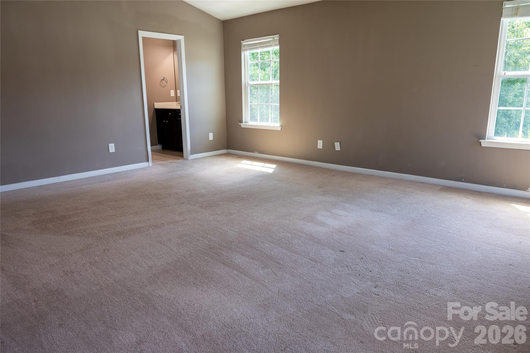 9702 Pond Vista Court — Charlotte