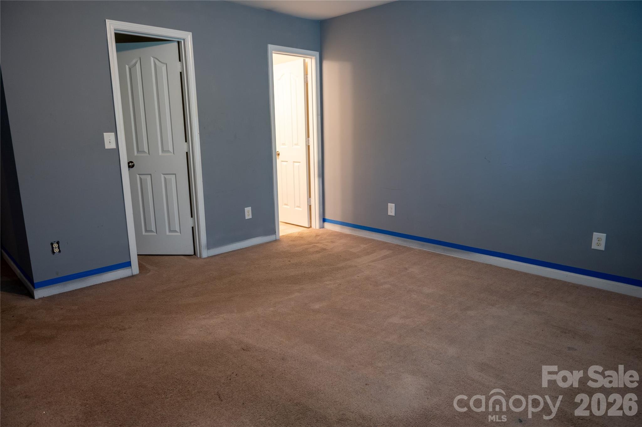 9702 Pond Vista Court — Charlotte