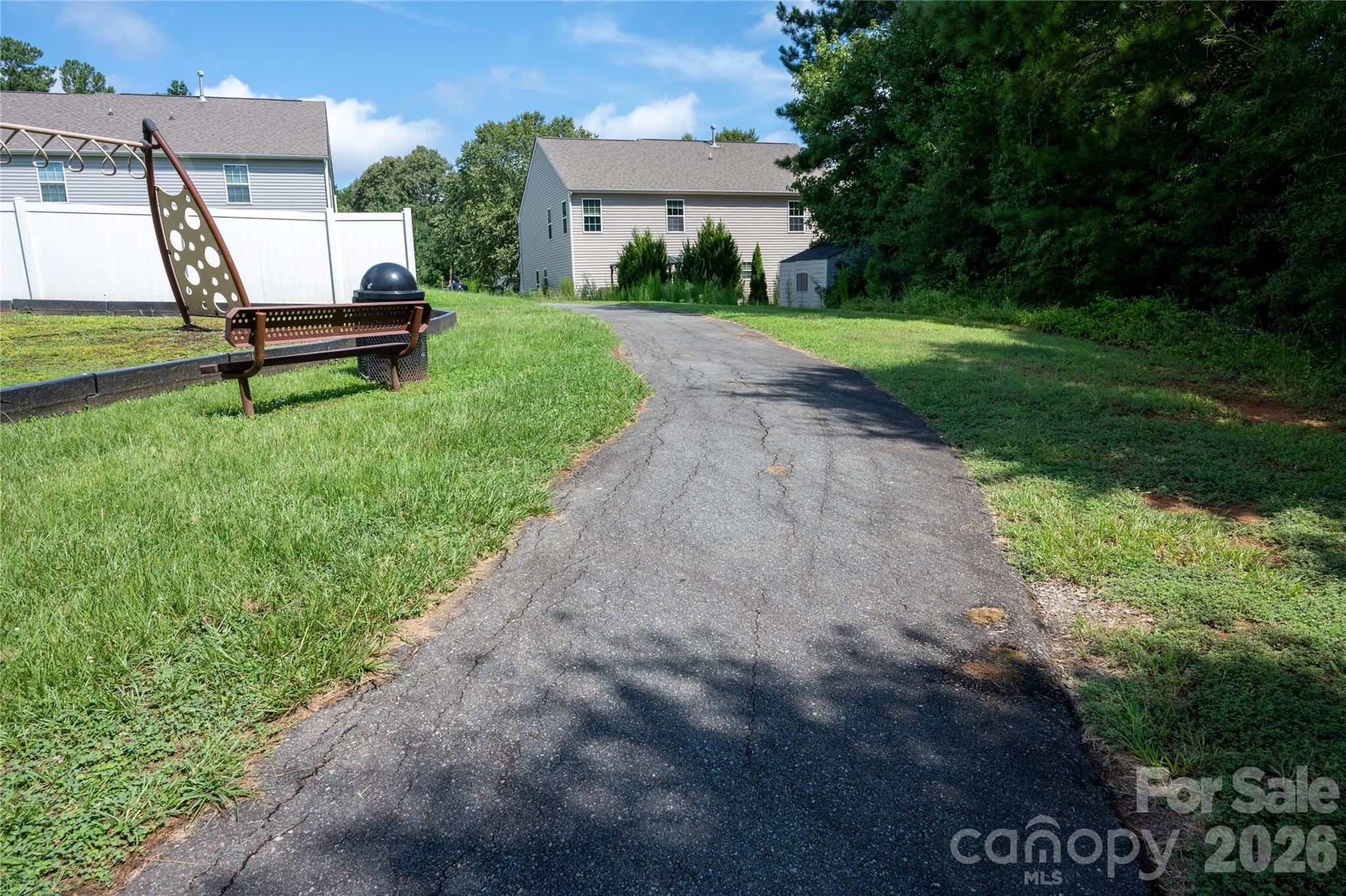 9702 Pond Vista Court — Charlotte