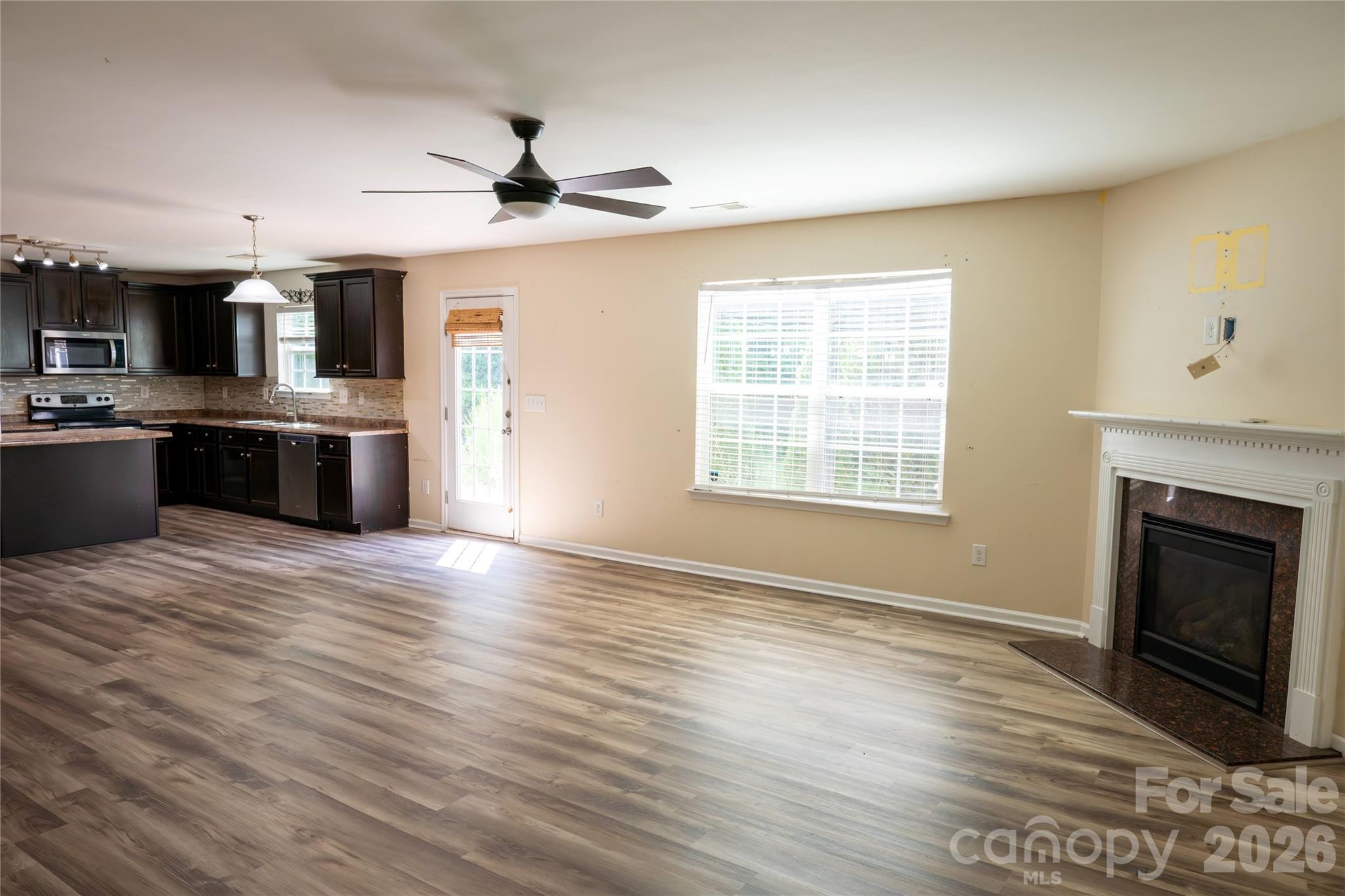 9702 Pond Vista Court — Charlotte