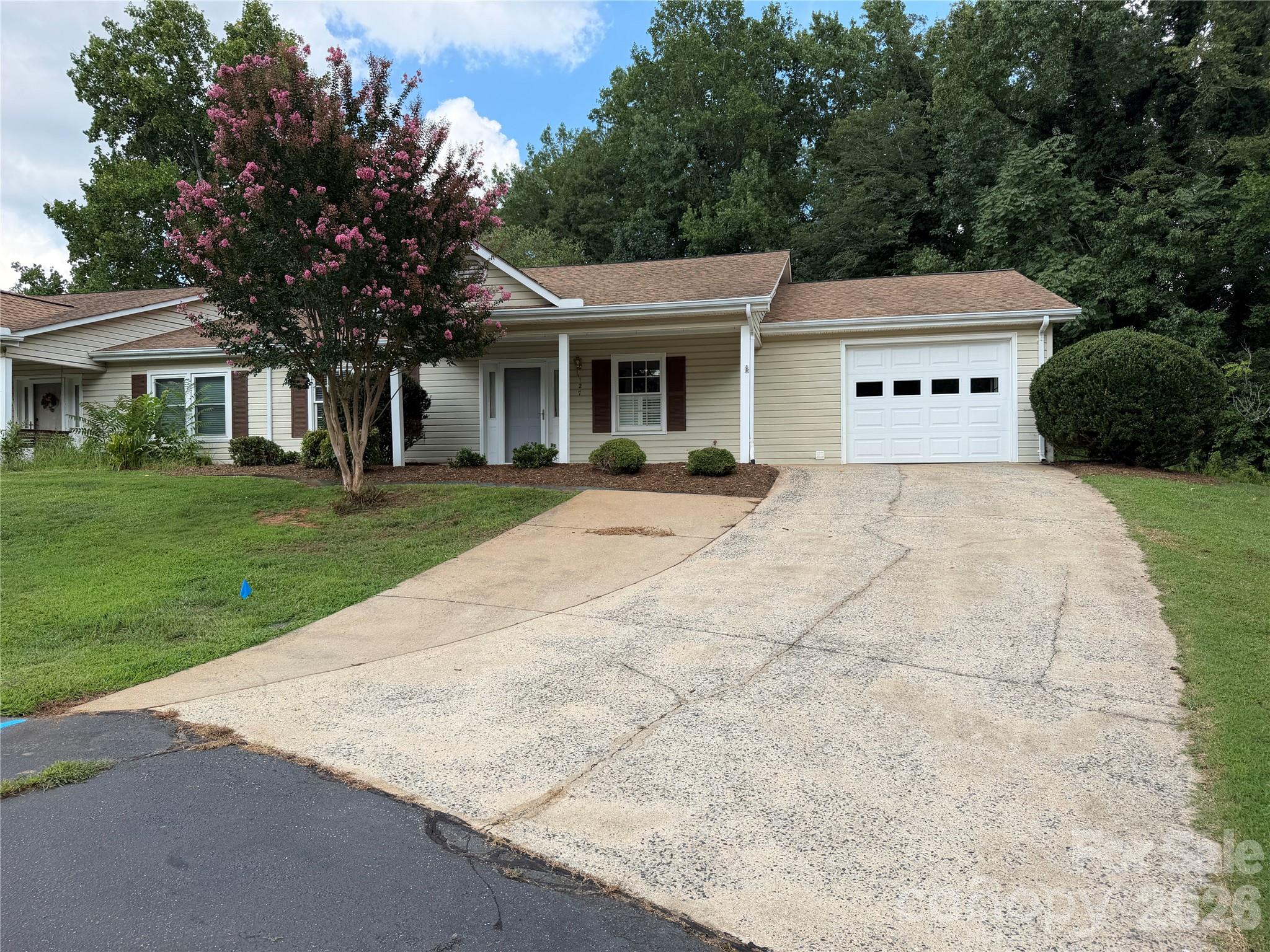 127 Holly Court — Bostic